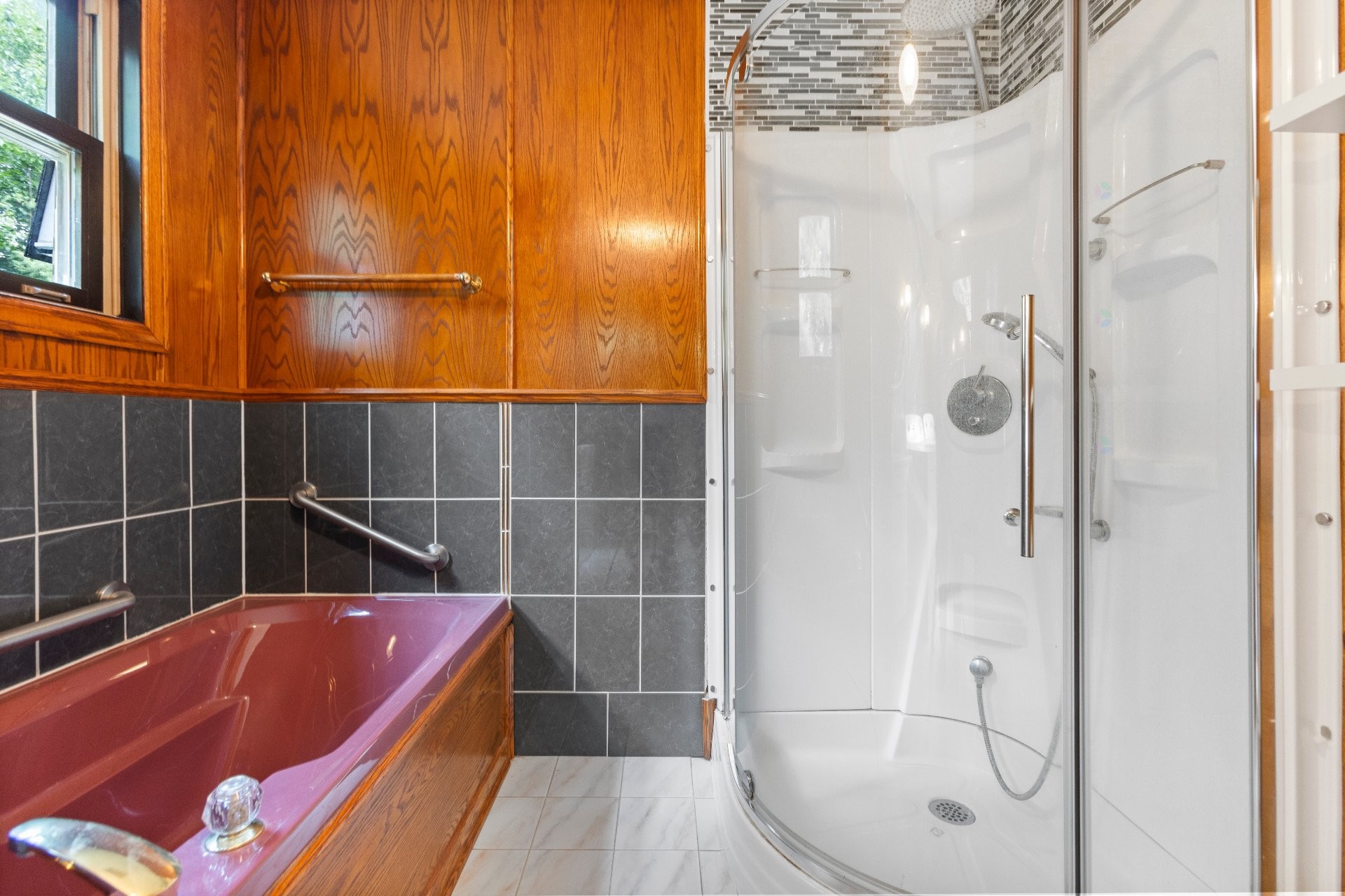 









2444


Place Surrey

,
Saint-Lazare,




QC
J7T2B1

