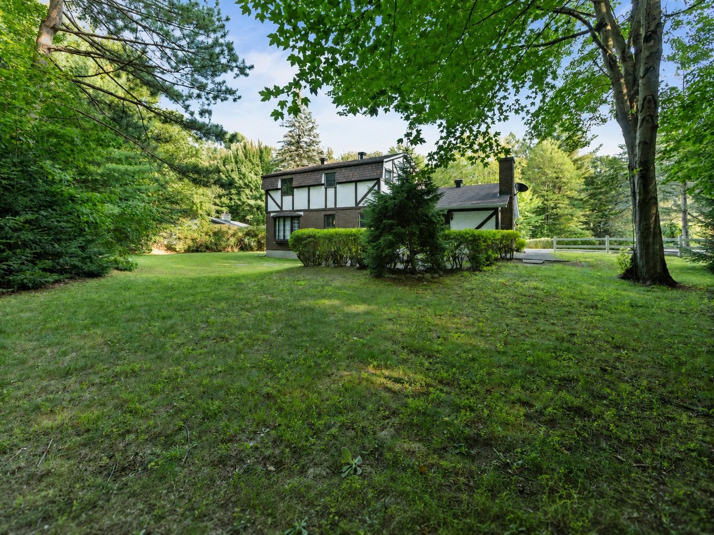 









2444


Place Surrey

,
Saint-Lazare,




QC
J7T2B1

