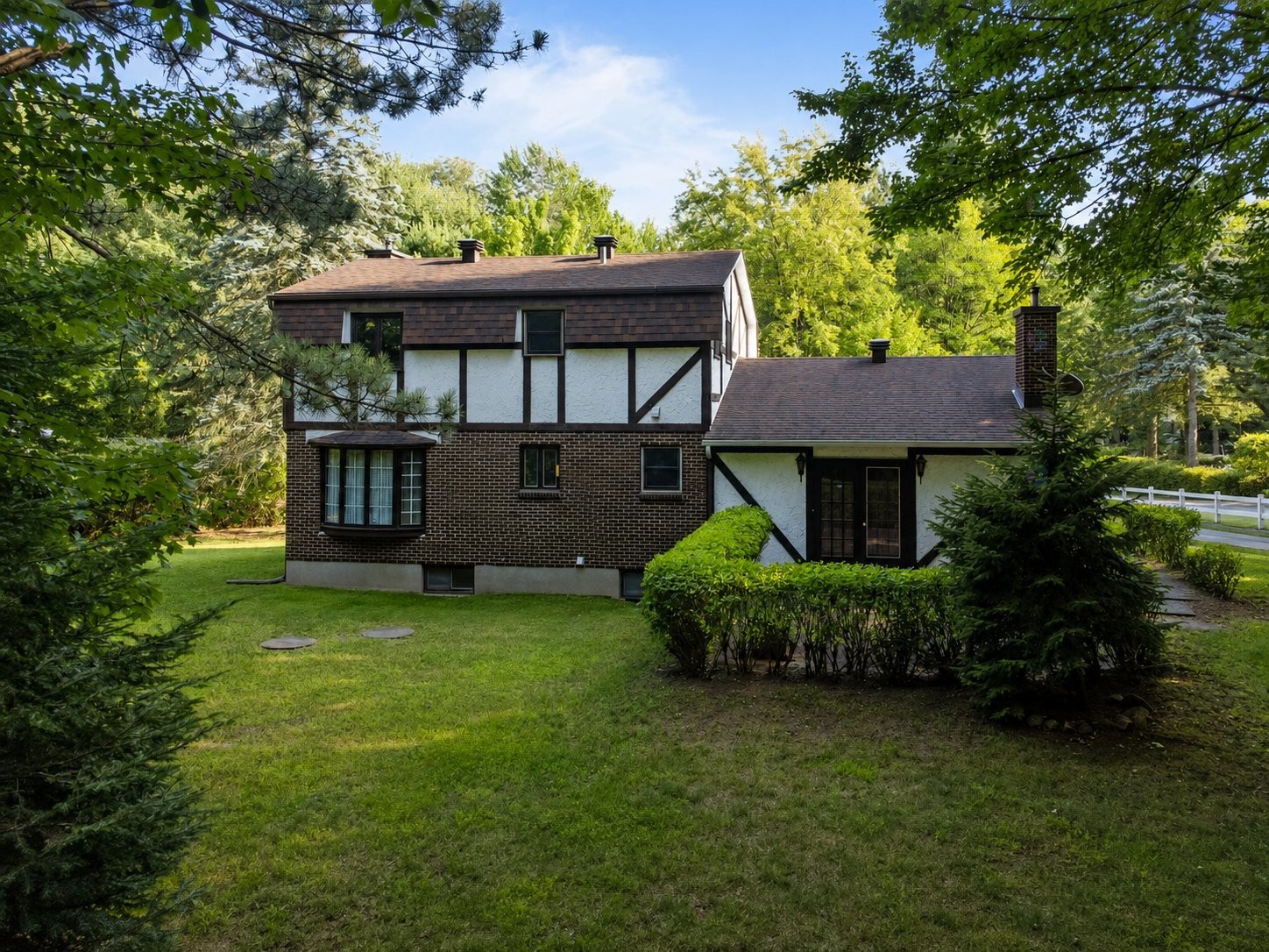 









2444


Place Surrey

,
Saint-Lazare,




QC
J7T2B1

