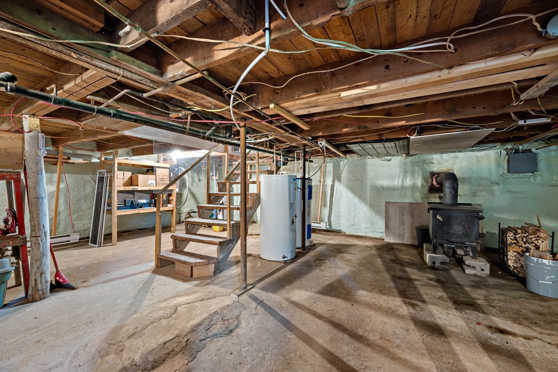 









215

 - 217


Ch. Paquette

,
Mont-Tremblant,




QC
J8E2A7

