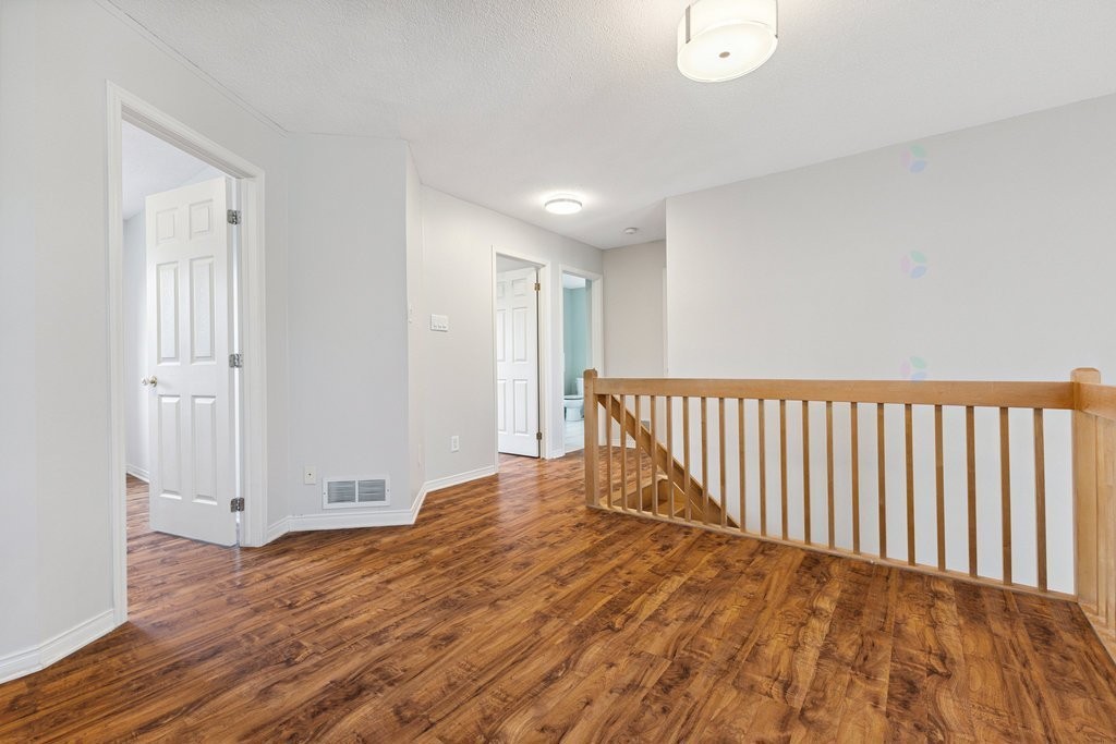 









392


Rue Ernest-Gaboury

,
Gatineau (Gatineau),




QC
J8V2S5

