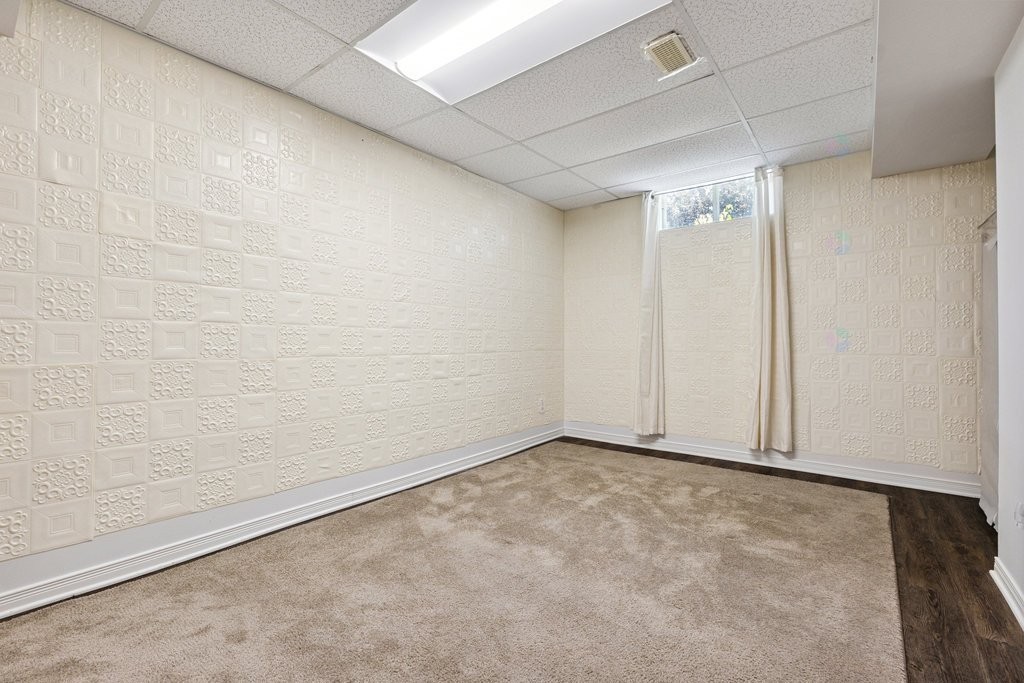 









392


Rue Ernest-Gaboury

,
Gatineau (Gatineau),




QC
J8V2S5

