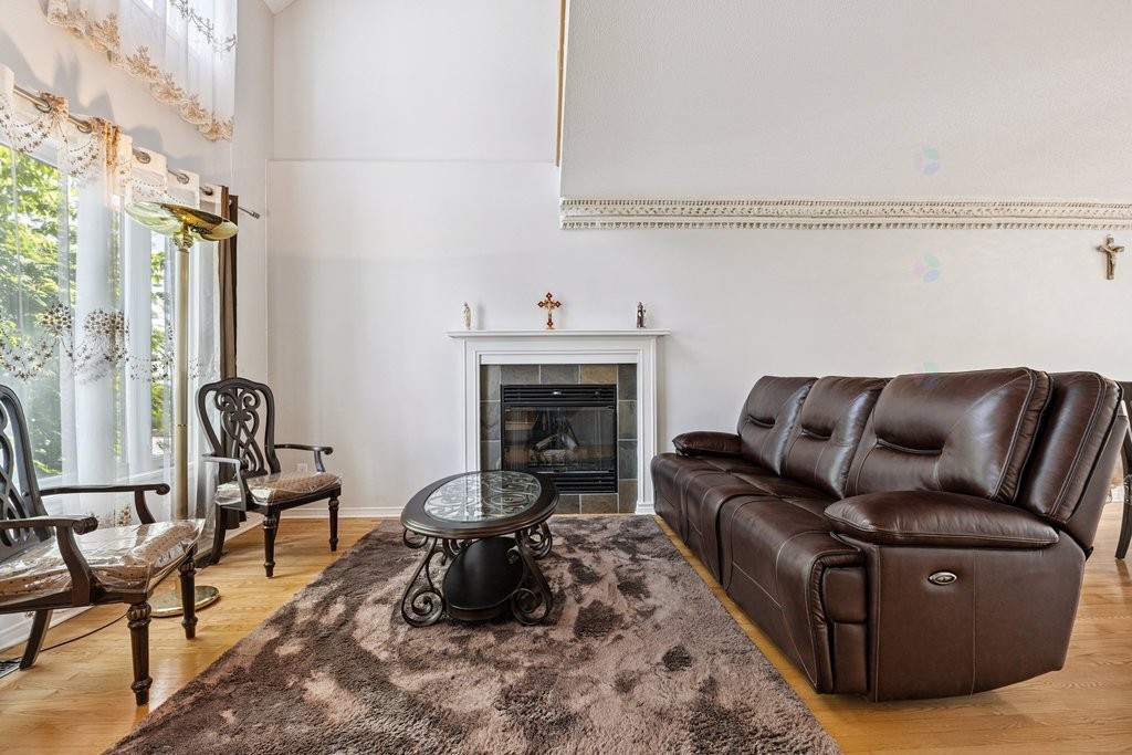 









392


Rue Ernest-Gaboury

,
Gatineau (Gatineau),




QC
J8V2S5

