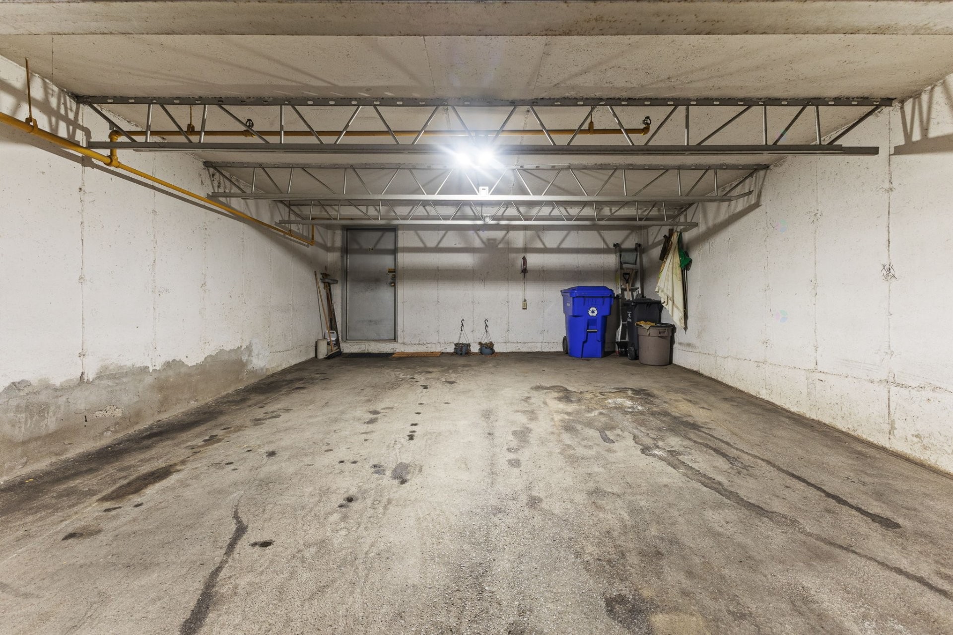 









14


Rue du Ravin-Bleu

,
Gatineau (Hull),




QC
J8Z1X8

