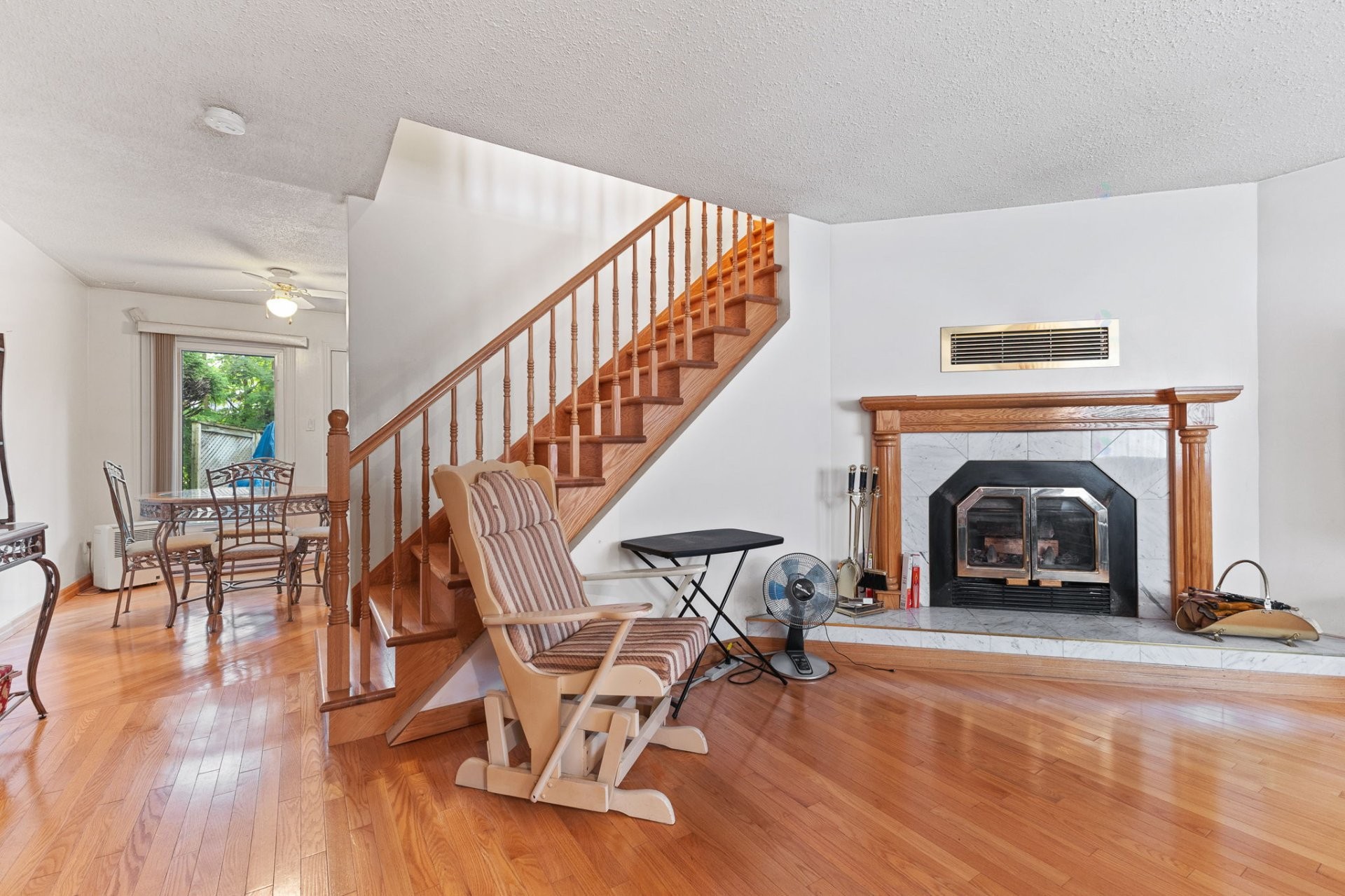 









14


Rue du Ravin-Bleu

,
Gatineau (Hull),




QC
J8Z1X8

