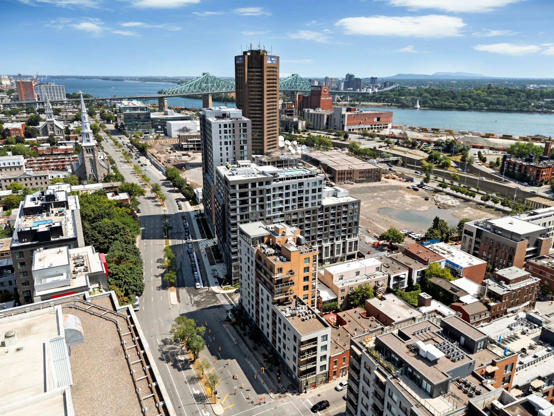 









1110


Boul. René-Lévesque E.

, 201,
Montréal (Ville-Marie),




QC
H2L0E1

