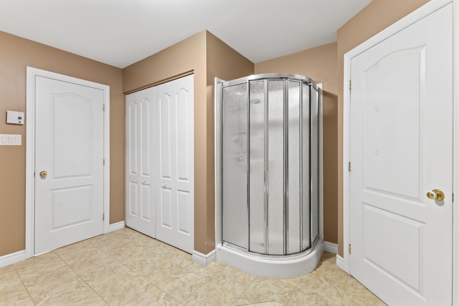 









113


Rue Marie-Louise-McGregor 

,
Gatineau (Buckingham),




QC
J8L0E2

