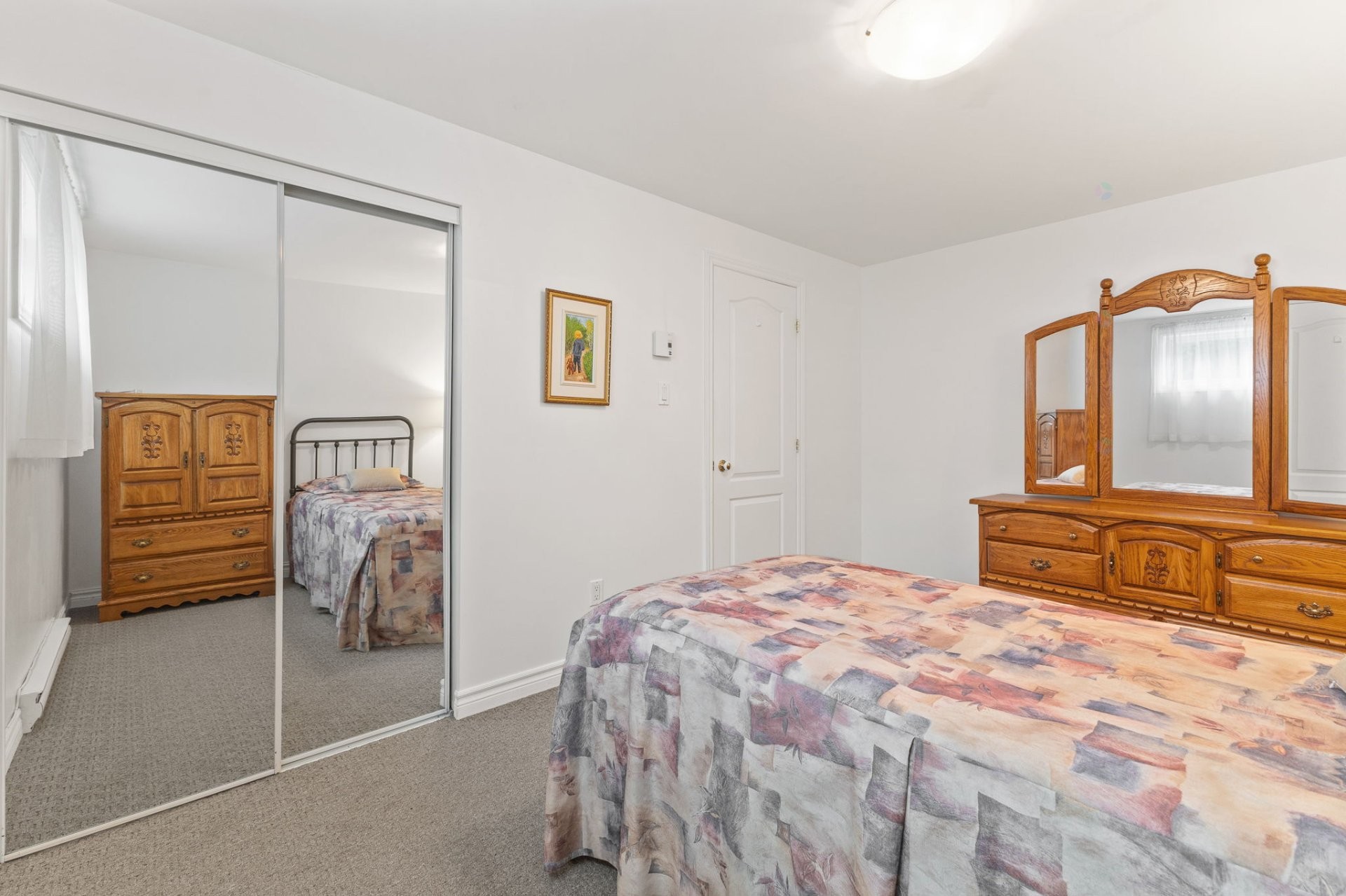 









113


Rue Marie-Louise-McGregor 

,
Gatineau (Buckingham),




QC
J8L0E2

