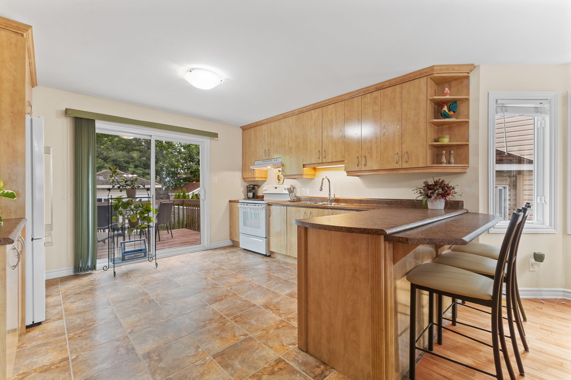 









113


Rue Marie-Louise-McGregor 

,
Gatineau (Buckingham),




QC
J8L0E2

