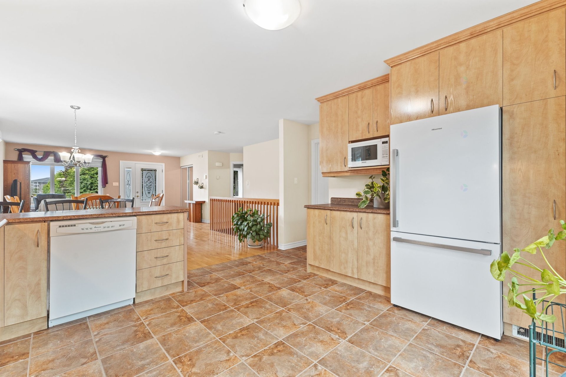 









113


Rue Marie-Louise-McGregor 

,
Gatineau (Buckingham),




QC
J8L0E2

