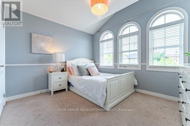












150 MCCREADY DRIVE

,
Milton,




Ontario
L9T0V2

