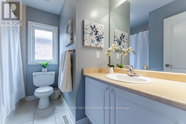












150 MCCREADY DRIVE

,
Milton,




Ontario
L9T0V2

