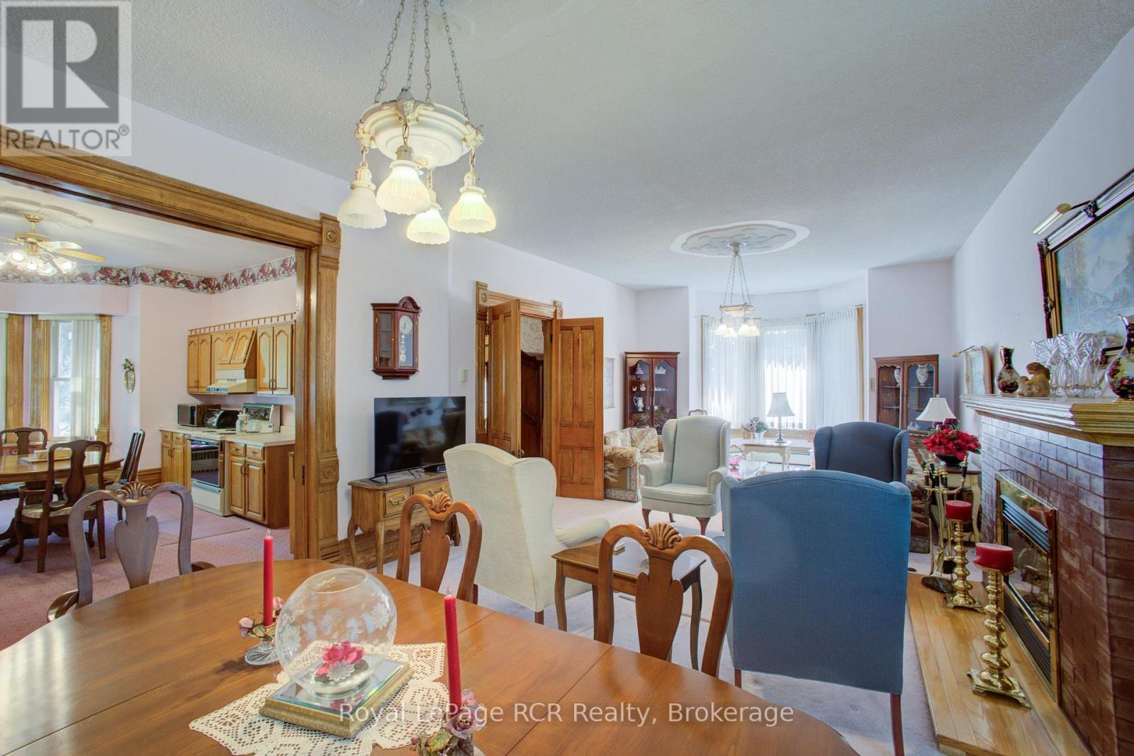 












291 ELMA STREET E

,
North Perth (Listowel),




Ontario
N4W2E2

