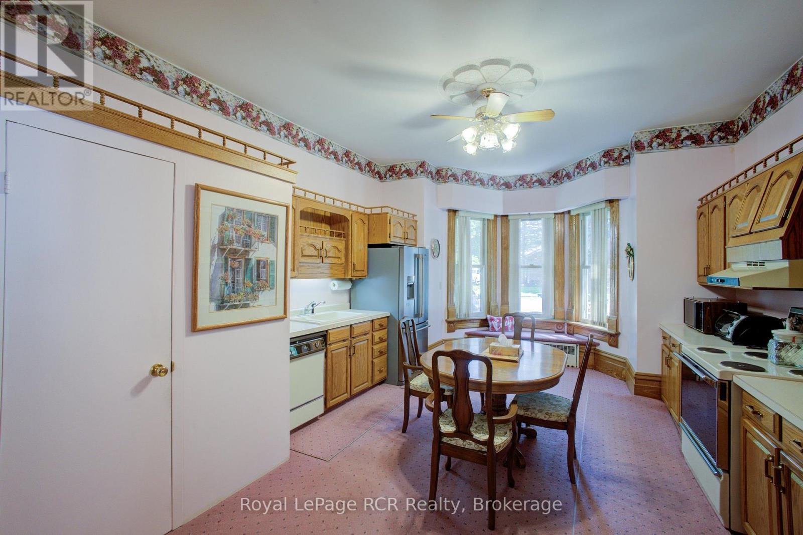 












291 ELMA STREET E

,
North Perth (Listowel),




Ontario
N4W2E2

