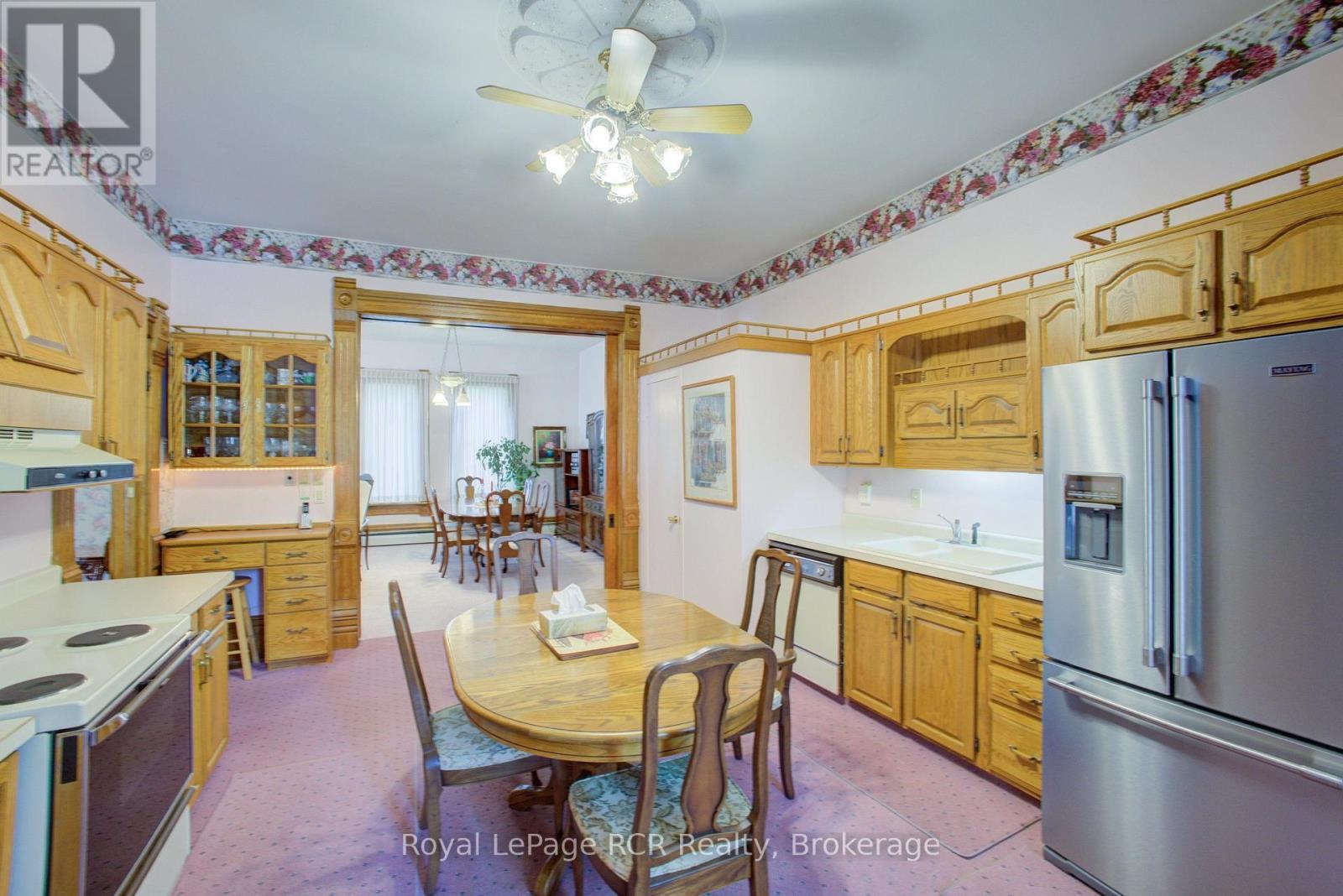 












291 ELMA STREET E

,
North Perth (Listowel),




Ontario
N4W2E2

