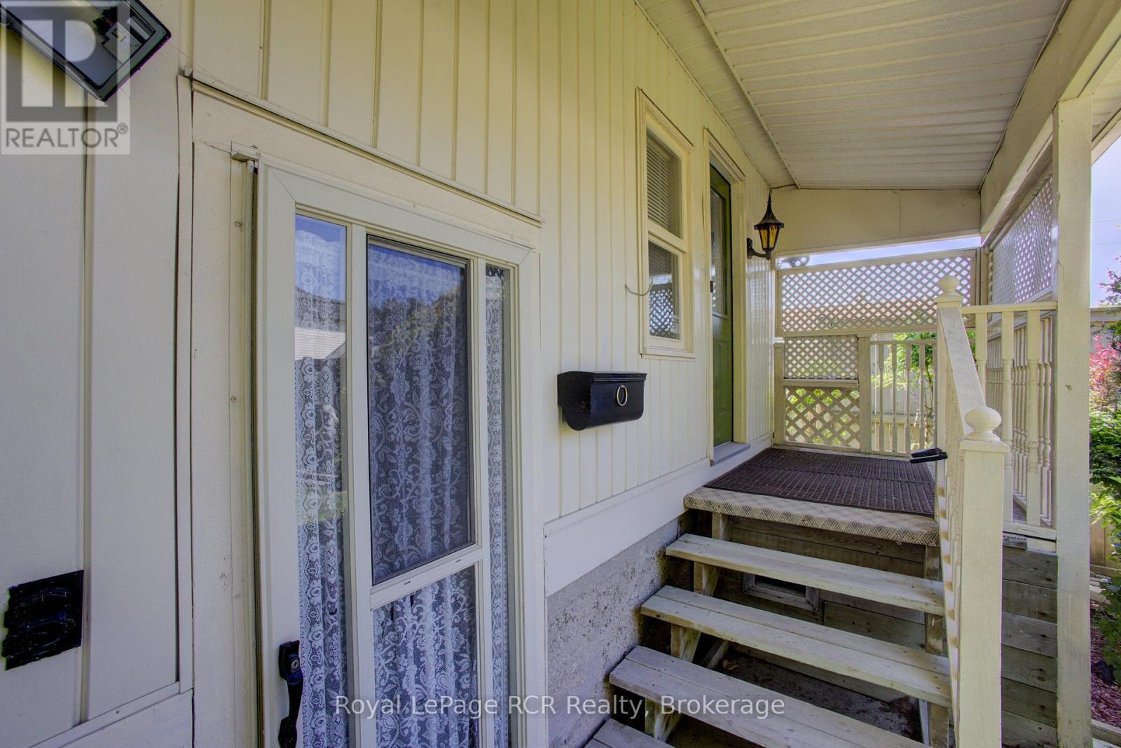 












291 ELMA STREET E

,
North Perth (Listowel),




Ontario
N4W2E2

