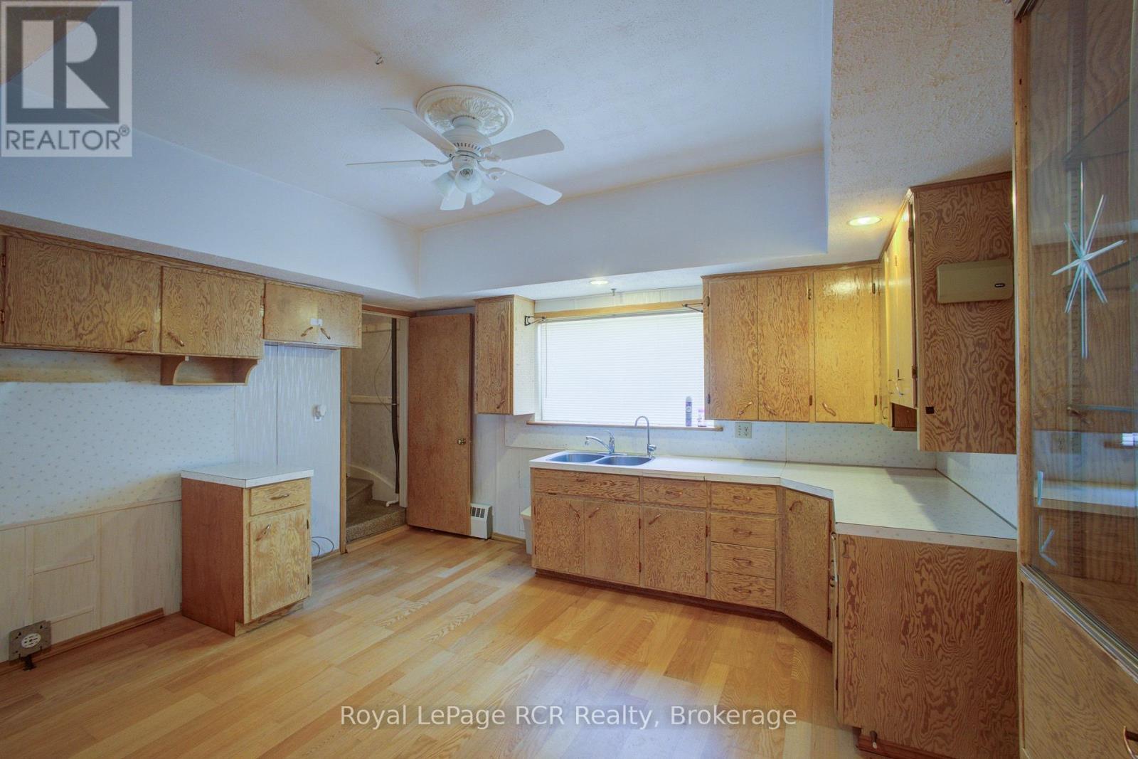 












291 ELMA STREET E

,
North Perth (Listowel),




Ontario
N4W2E2

