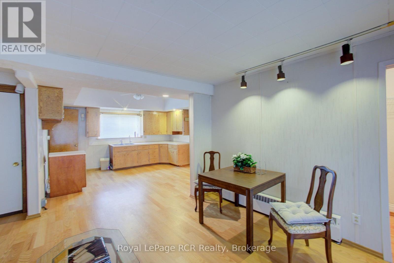 












291 ELMA STREET E

,
North Perth (Listowel),




Ontario
N4W2E2

