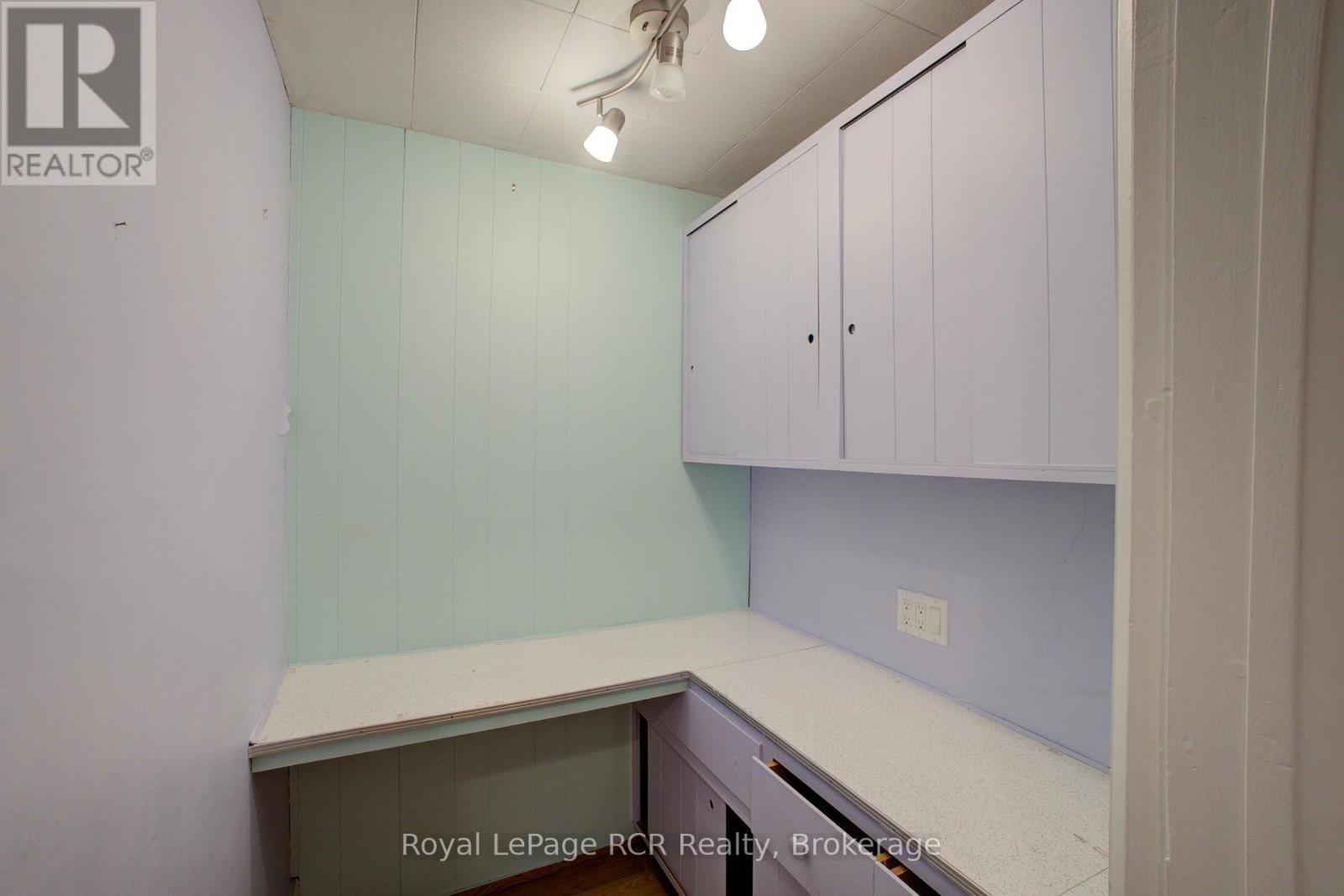 












291 ELMA STREET E

,
North Perth (Listowel),




Ontario
N4W2E2

