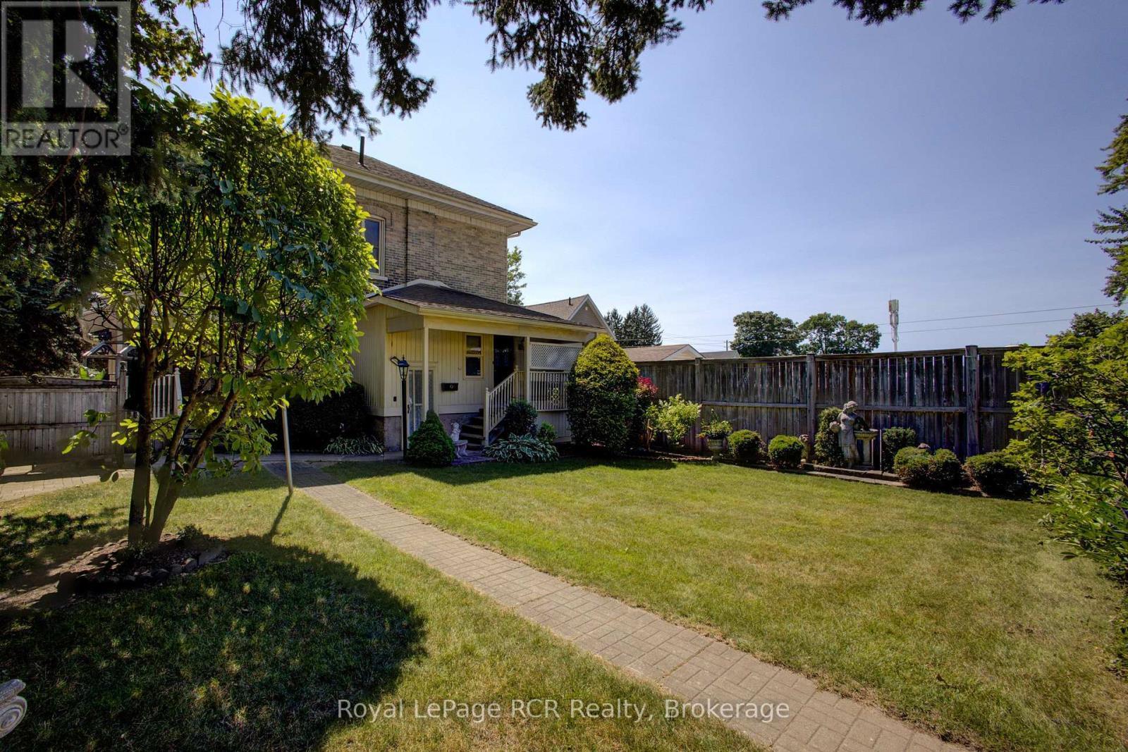 












291 ELMA STREET E

,
North Perth (Listowel),




Ontario
N4W2E2

