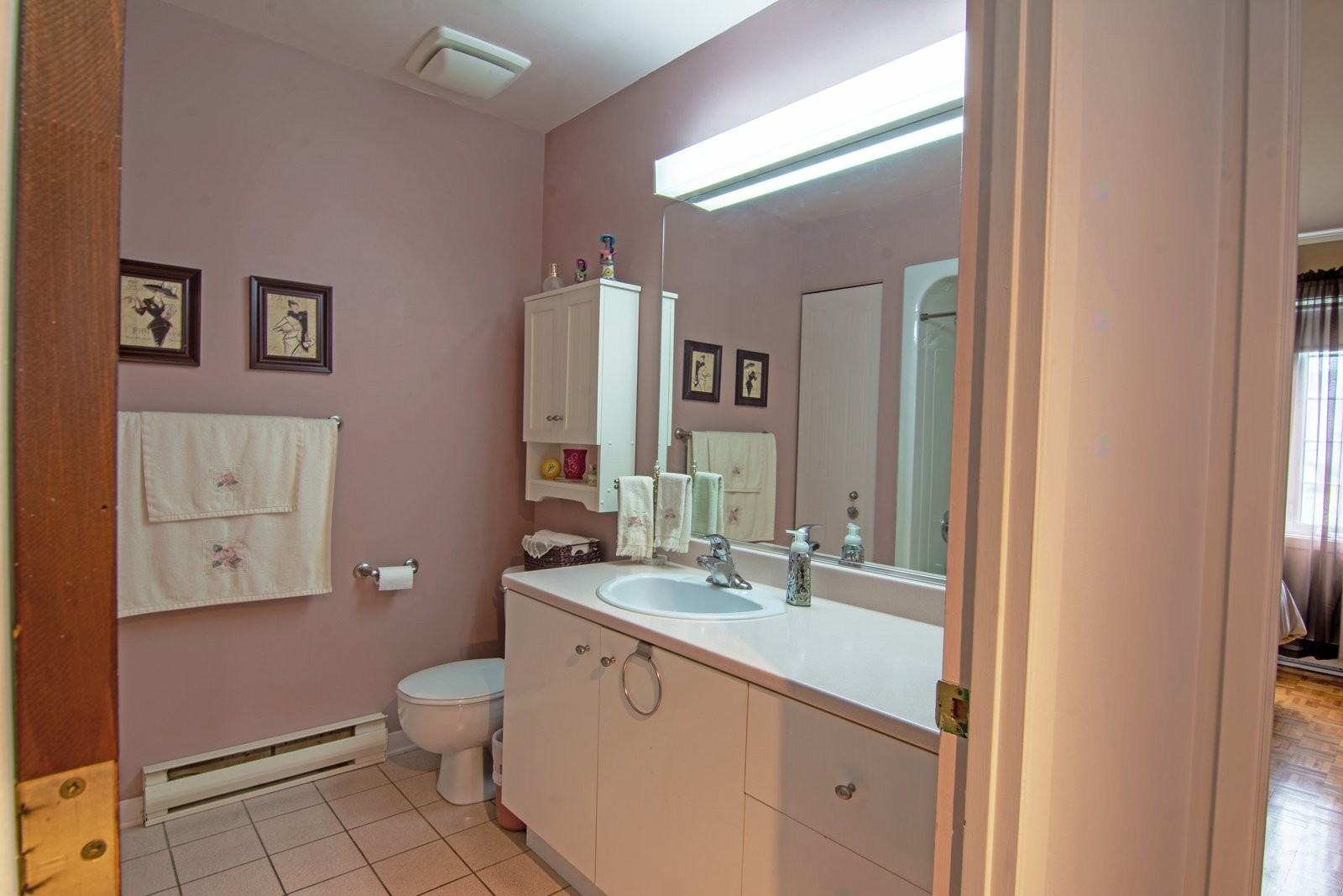 









1885


Rue Legardeur

,
Longueuil (Saint-Hubert),




QC
J3Y5E9

