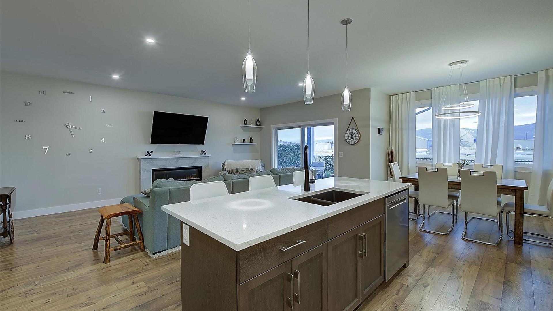 









2383


Hawks

Boulevard,
West Kelowna,




BC
V4T 0A7

