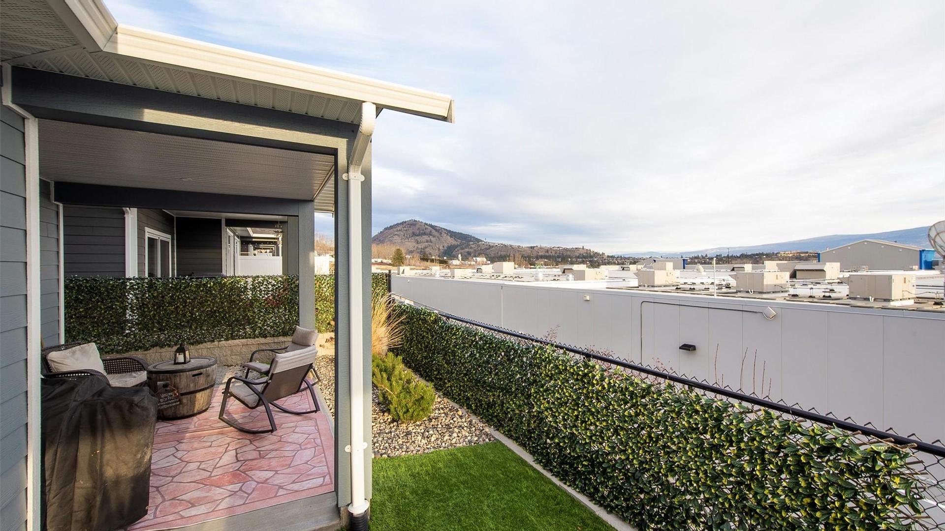 









2383


Hawks

Boulevard,
West Kelowna,




BC
V4T 0A7

