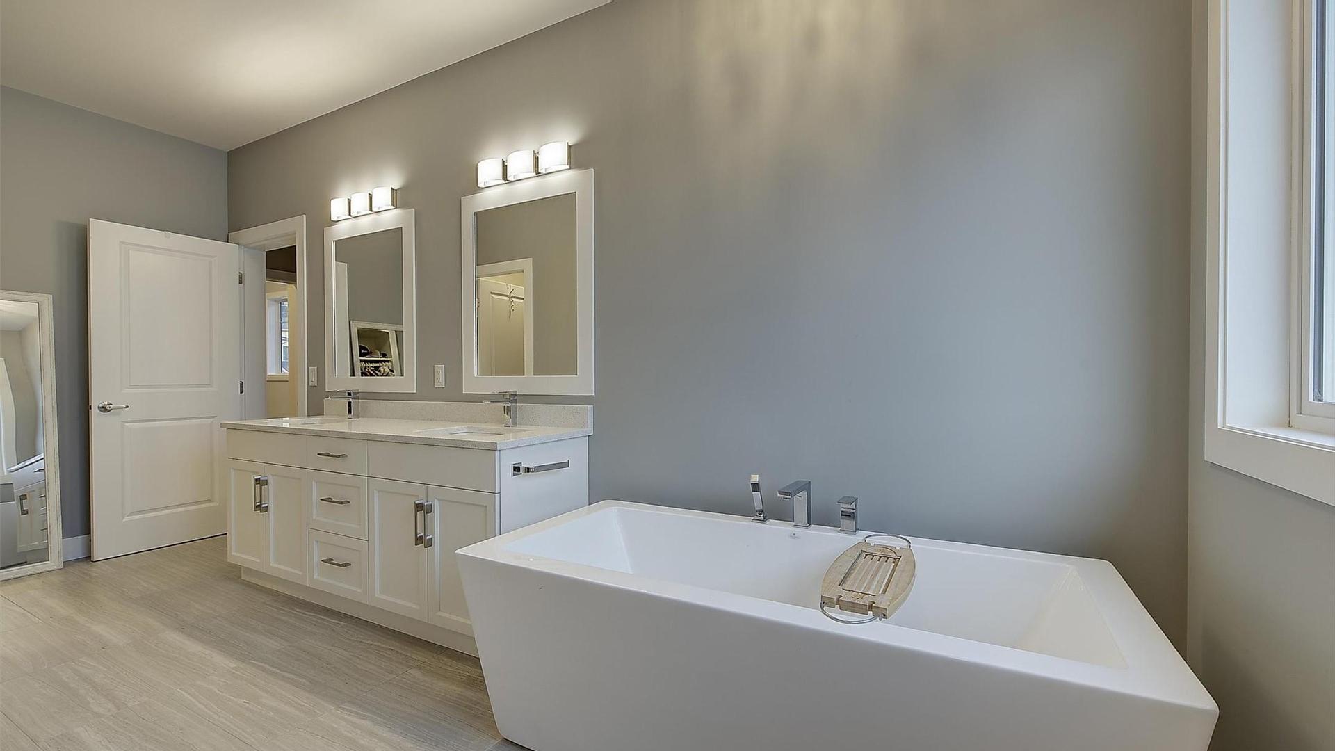 









2383


Hawks

Boulevard,
West Kelowna,




BC
V4T 0A7

