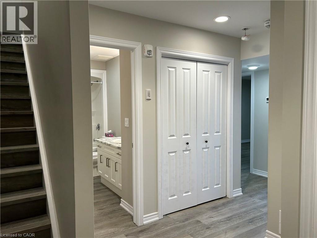 












992 WINDHAM CENTRE Road Unit# 1

,
Windham Centre,




Ontario
N0E2A0

