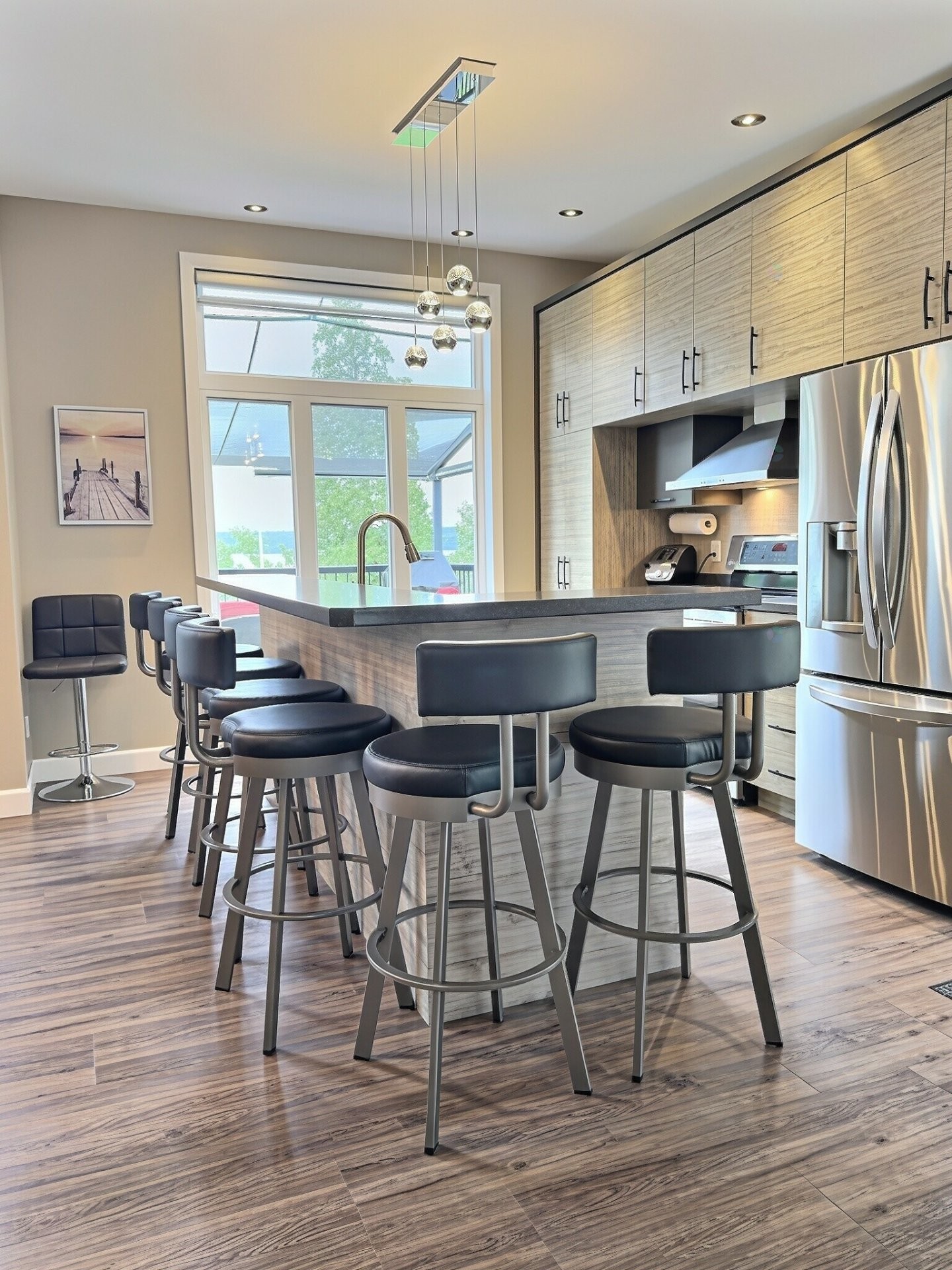 









886


Ch. du Royaume-des-Cèdres

,
Saint-Bruno-de-Guigues,




QC
J0Z2G0

