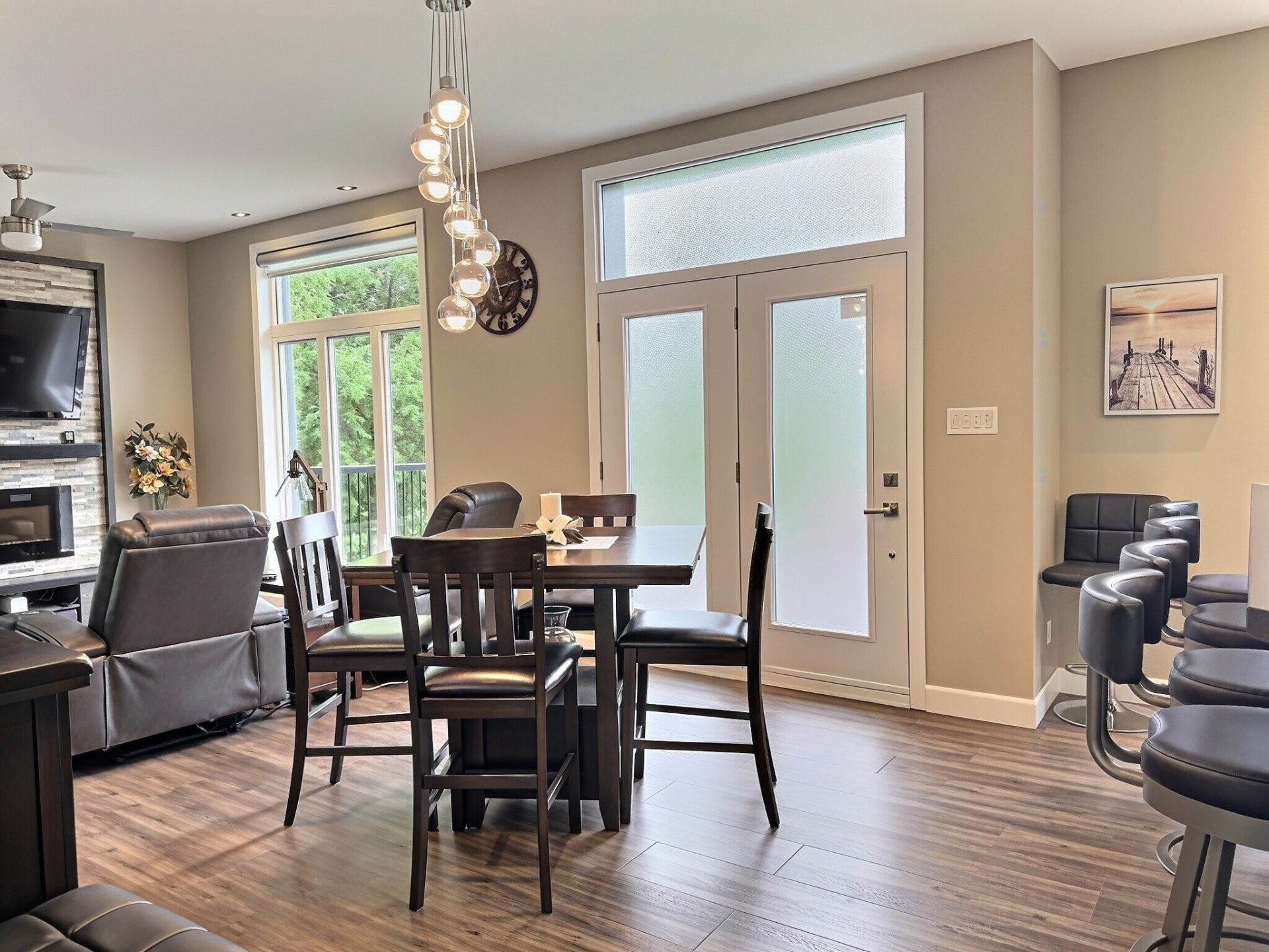 









886


Ch. du Royaume-des-Cèdres

,
Saint-Bruno-de-Guigues,




QC
J0Z2G0

