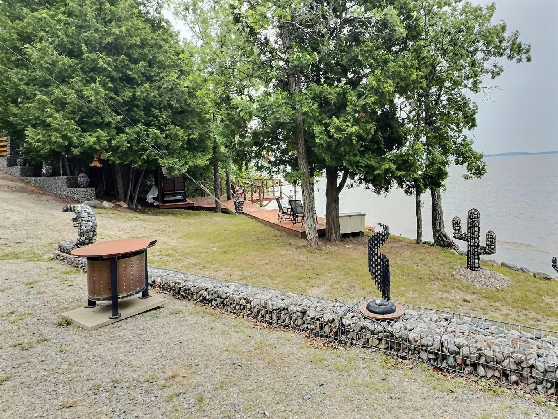 









886


Ch. du Royaume-des-Cèdres

,
Saint-Bruno-de-Guigues,




QC
J0Z2G0

