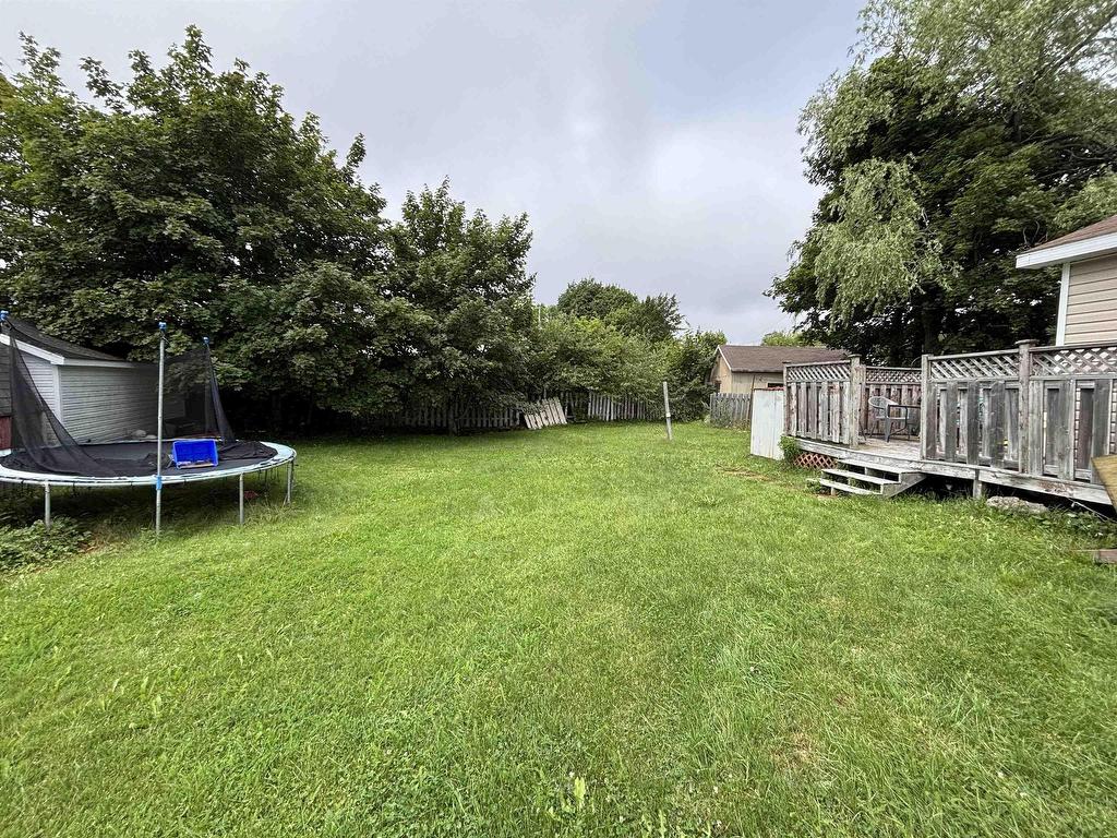 












42 Clifford Street

,
North Sydney,




NS
B2A 1X3

