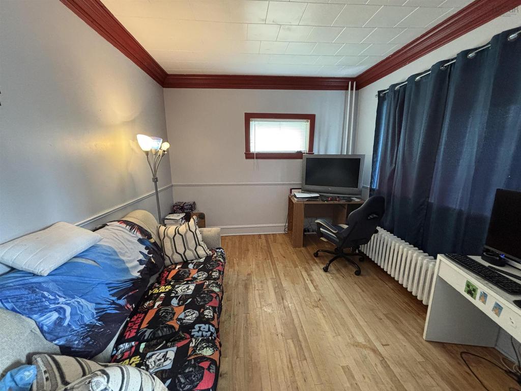 












42 Clifford Street

,
North Sydney,




NS
B2A 1X3


