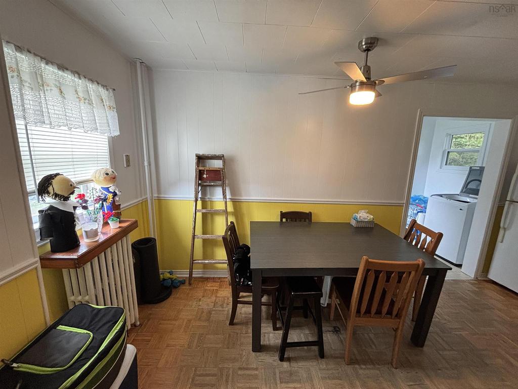 












42 Clifford Street

,
North Sydney,




NS
B2A 1X3

