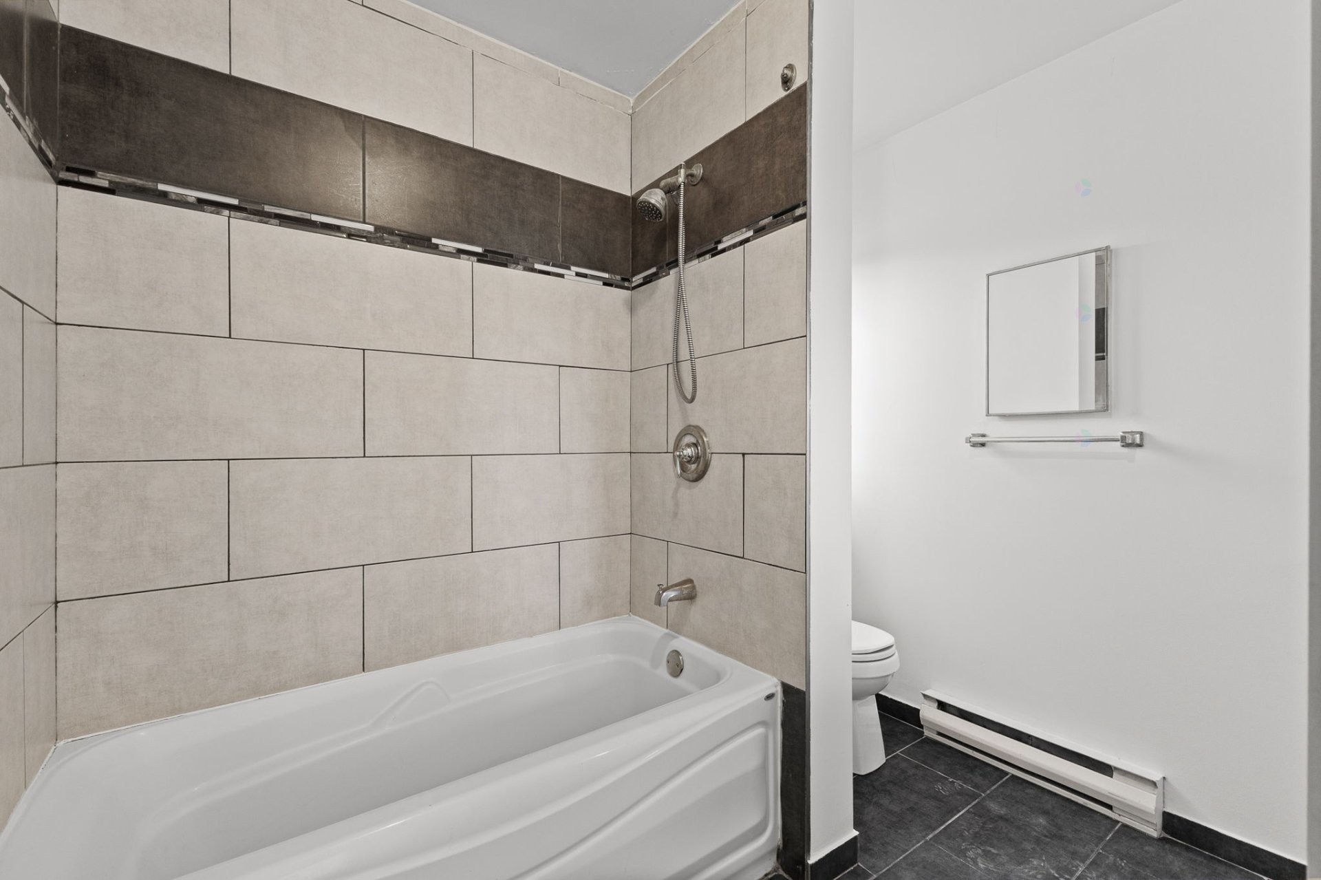 









354


Rue Mondoux

,
Gatineau (Gatineau),




QC
J8P5X6

