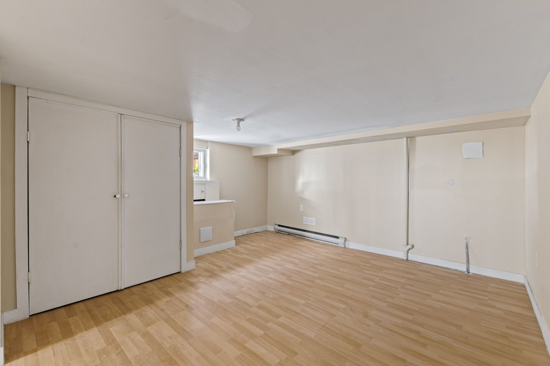 









354


Rue Mondoux

,
Gatineau (Gatineau),




QC
J8P5X6

