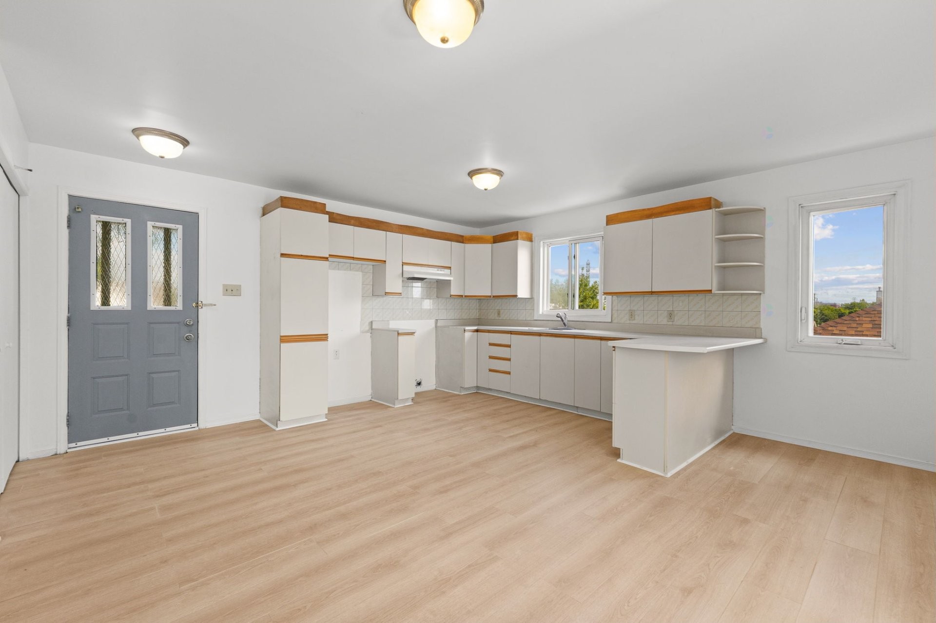 









354


Rue Mondoux

,
Gatineau (Gatineau),




QC
J8P5X6

