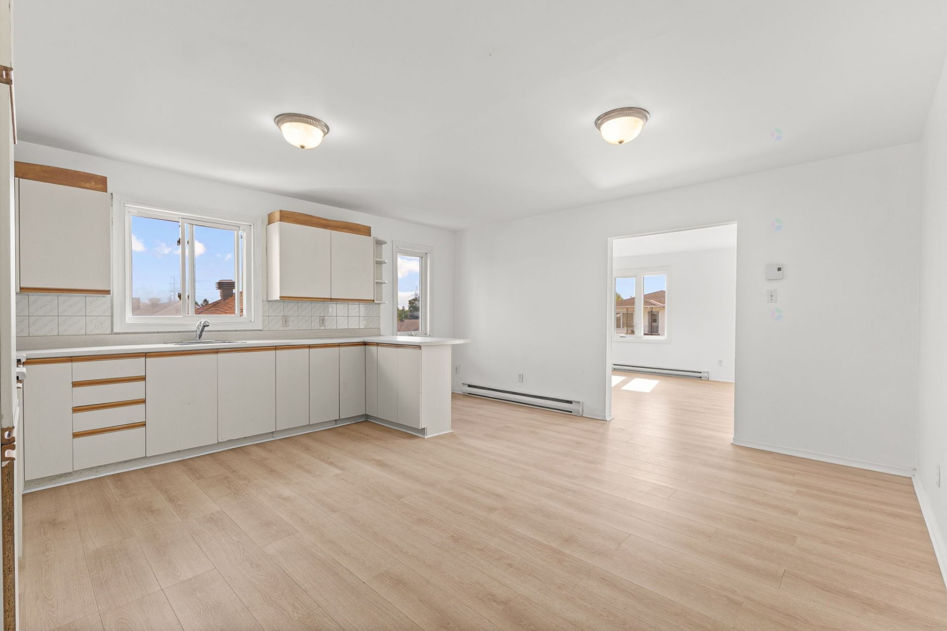 









354


Rue Mondoux

,
Gatineau (Gatineau),




QC
J8P5X6

