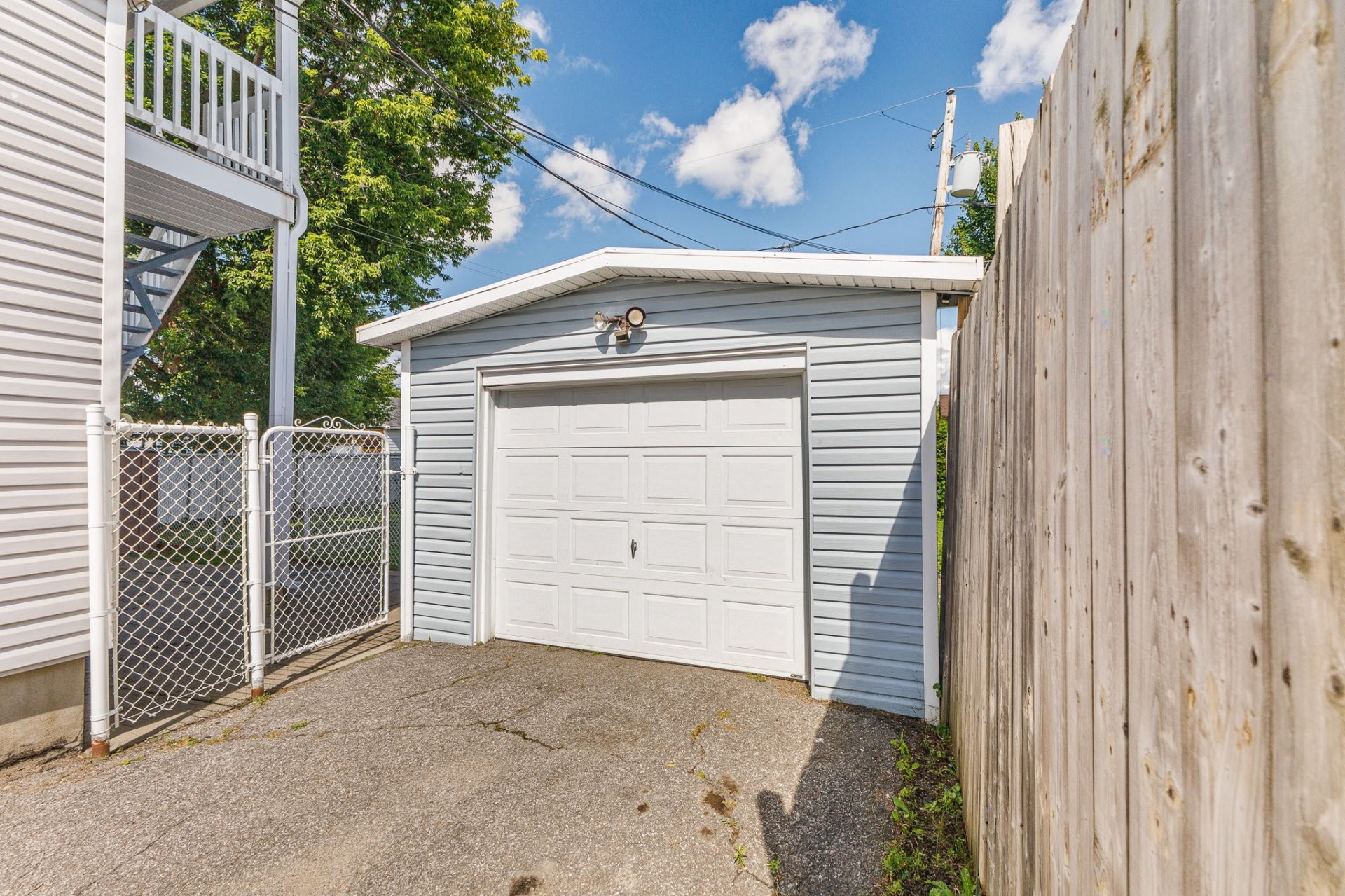 









354


Rue Mondoux

,
Gatineau (Gatineau),




QC
J8P5X6

