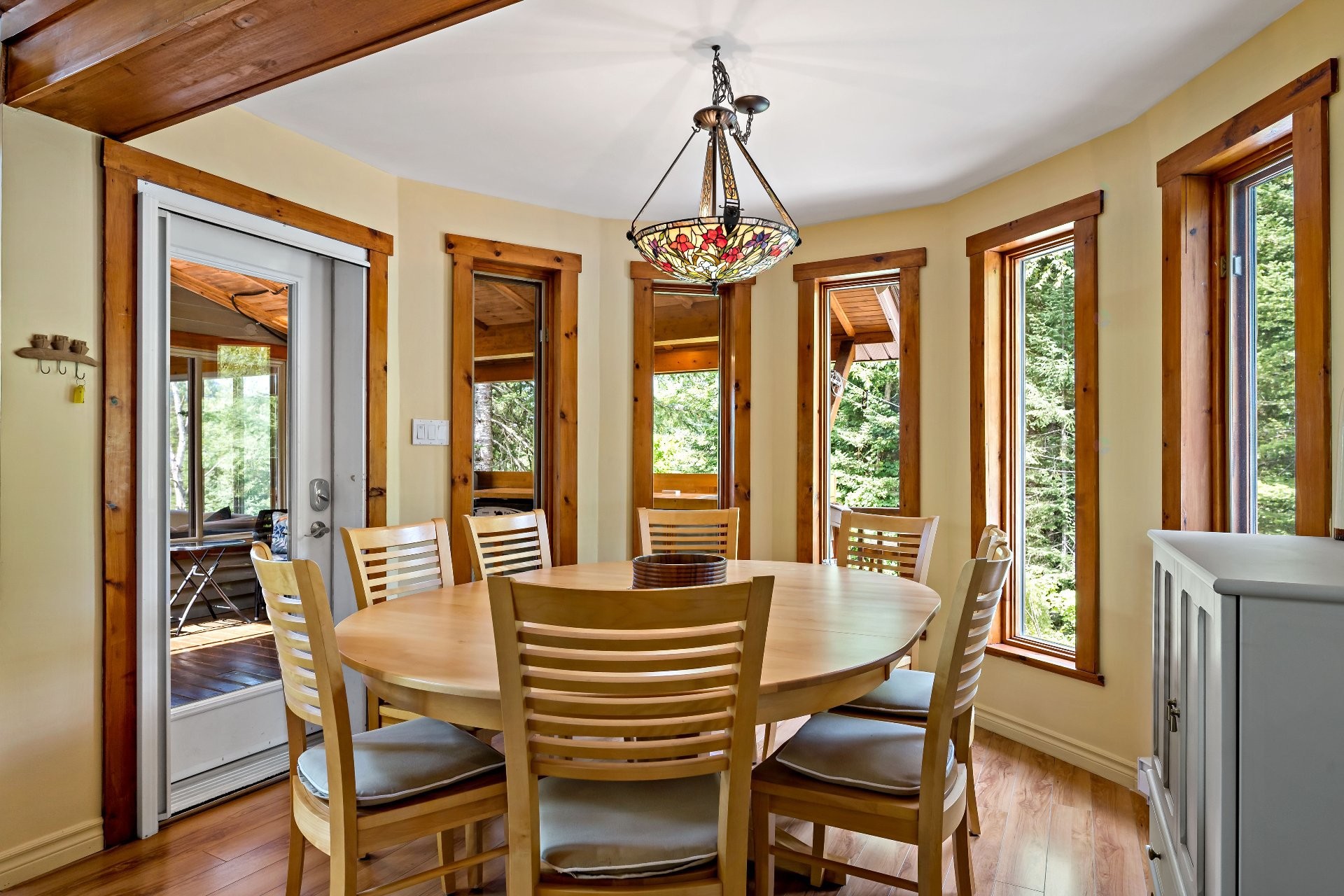 









3385


Ch. du Lac-Supérieur

,
Lac-Supérieur,




QC
J0T1P0

