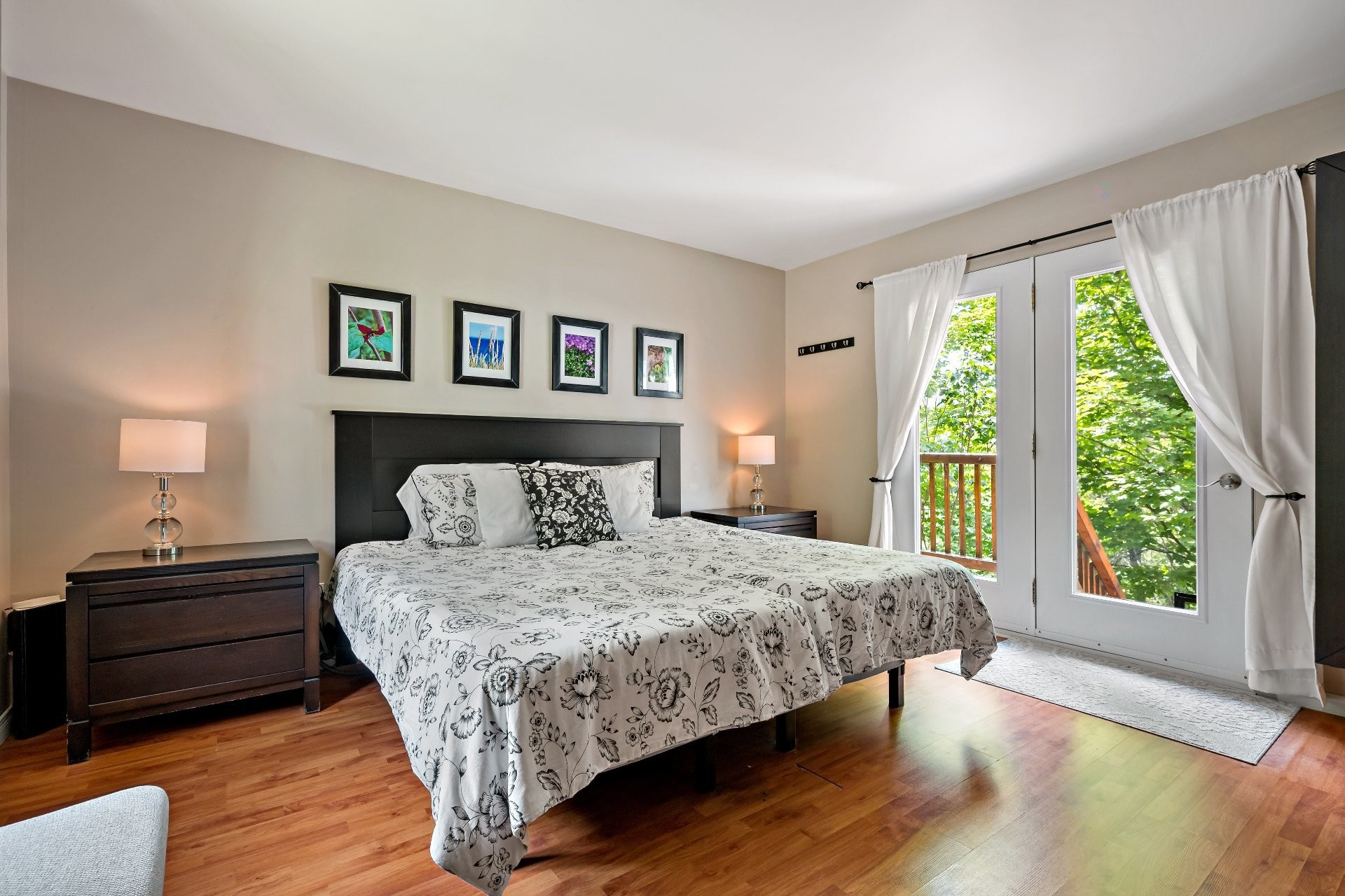 









3385


Ch. du Lac-Supérieur

,
Lac-Supérieur,




QC
J0T1P0

