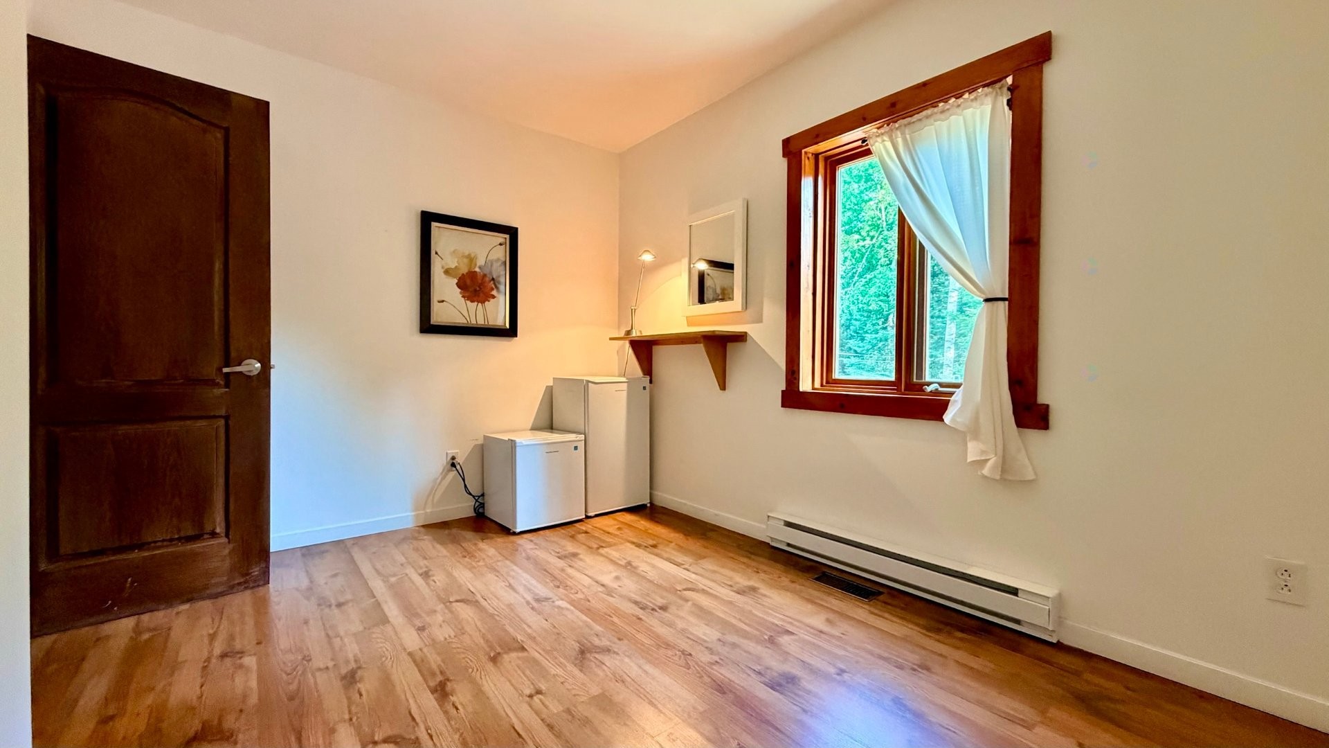 









3385


Ch. du Lac-Supérieur

,
Lac-Supérieur,




QC
J0T1P0

