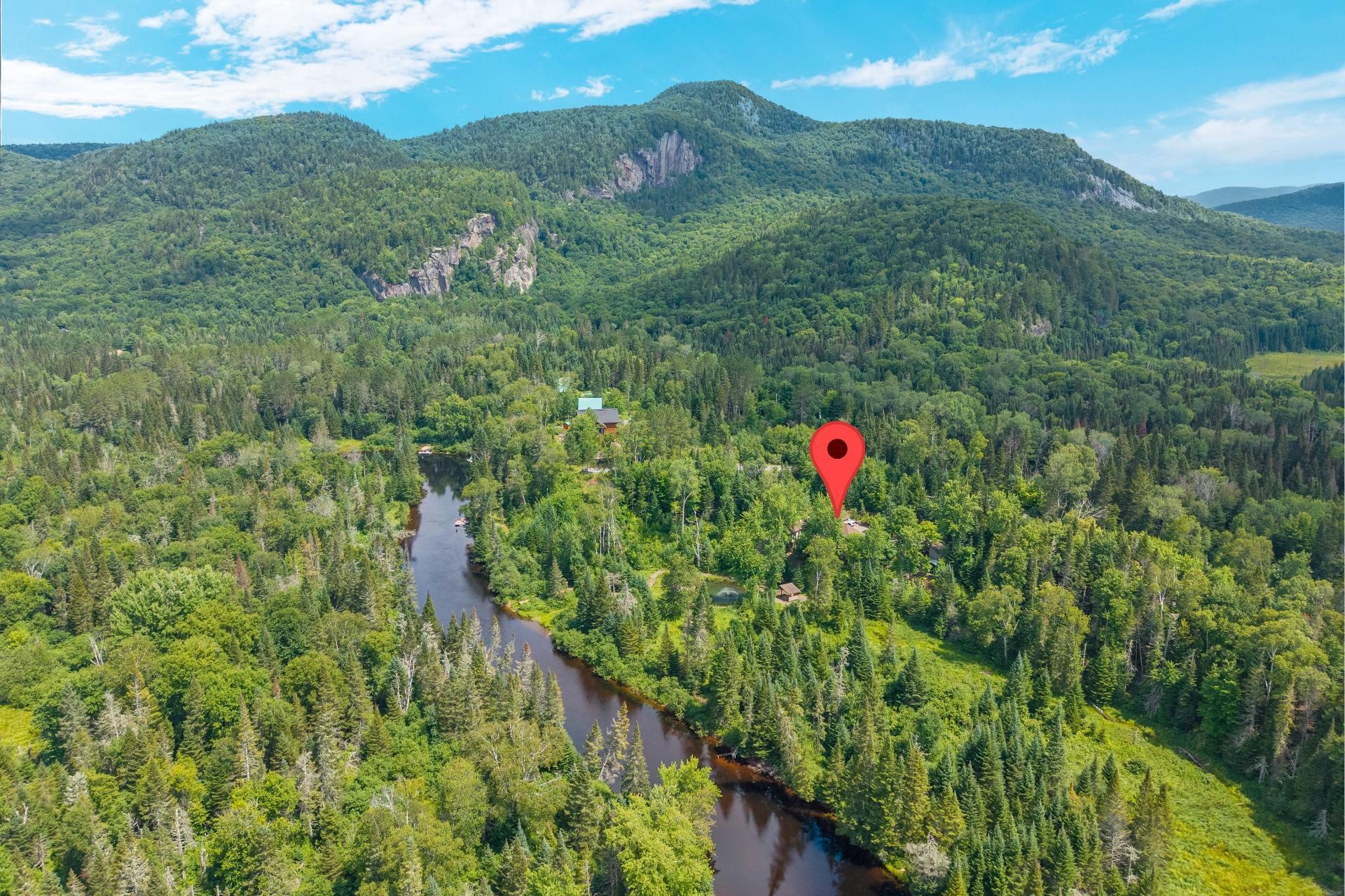 









3385


Ch. du Lac-Supérieur

,
Lac-Supérieur,




QC
J0T1P0

