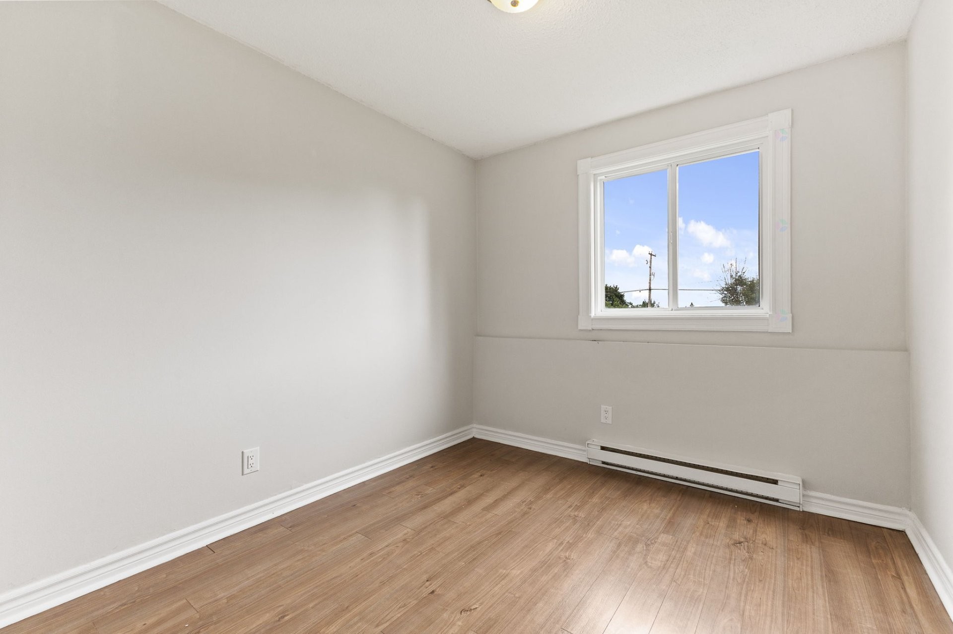 









90


Ch. Eardley

, 104,
Gatineau (Aylmer),




QC
J9H4K2

