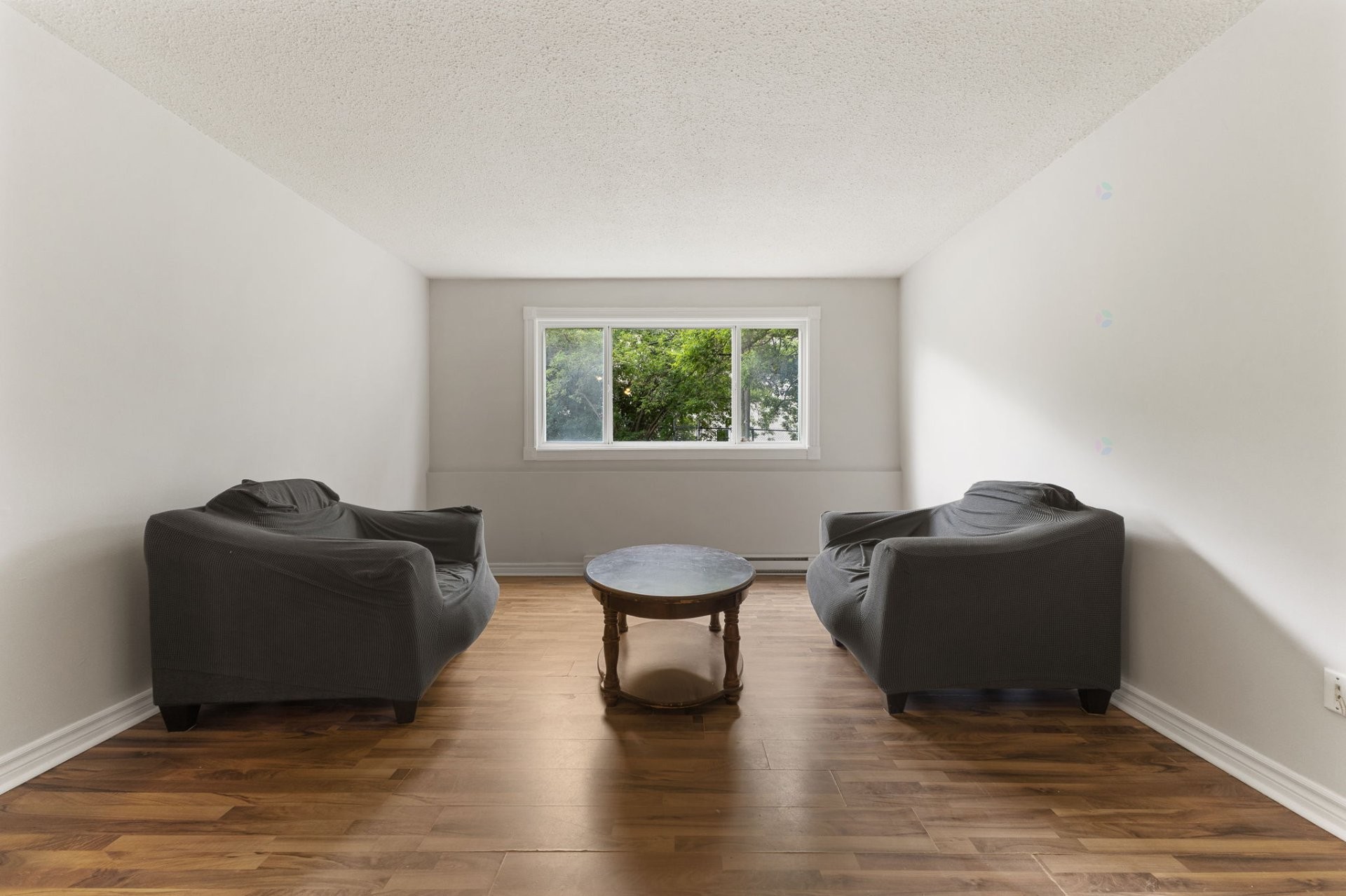 









90


Ch. Eardley

, 104,
Gatineau (Aylmer),




QC
J9H4K2

