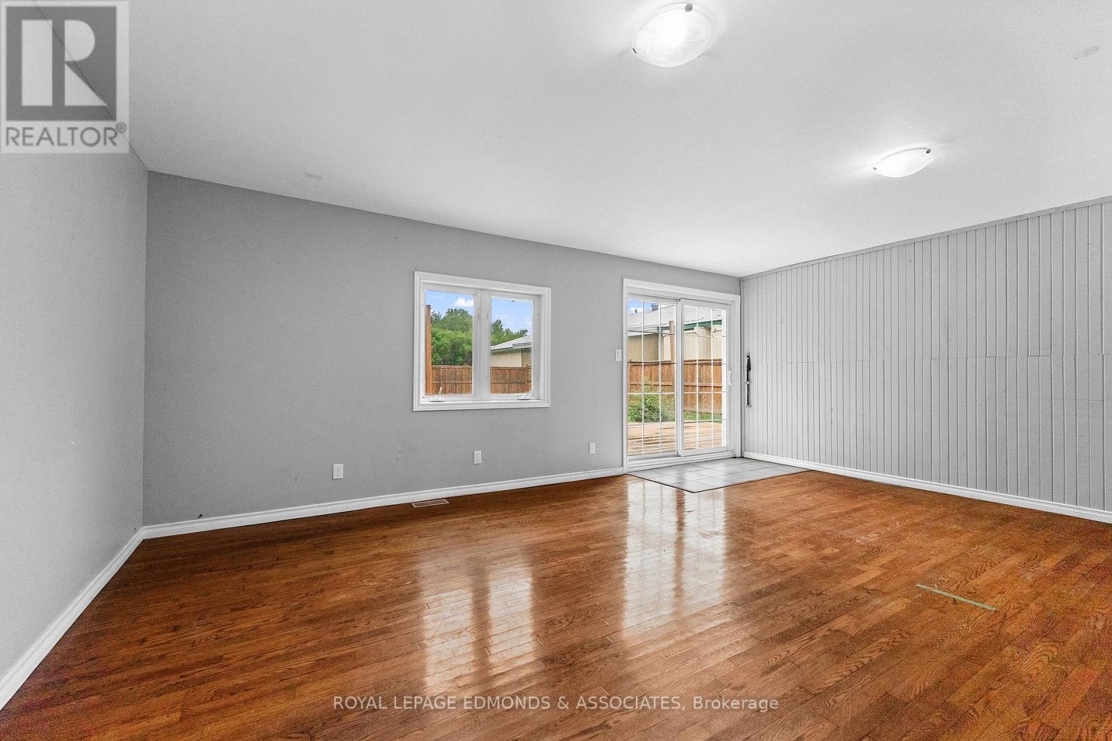 












311 JULIEN STREET

,
Pembroke,




Ontario
K8A3P6


