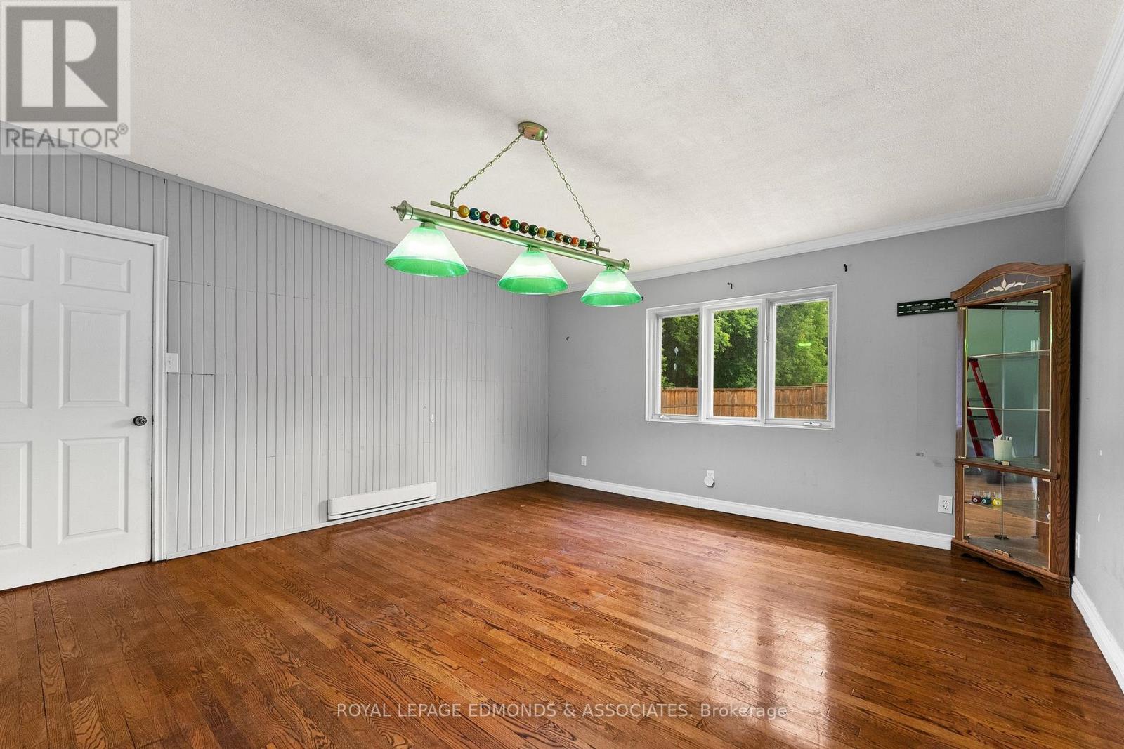 












311 JULIEN STREET

,
Pembroke,




Ontario
K8A3P6

