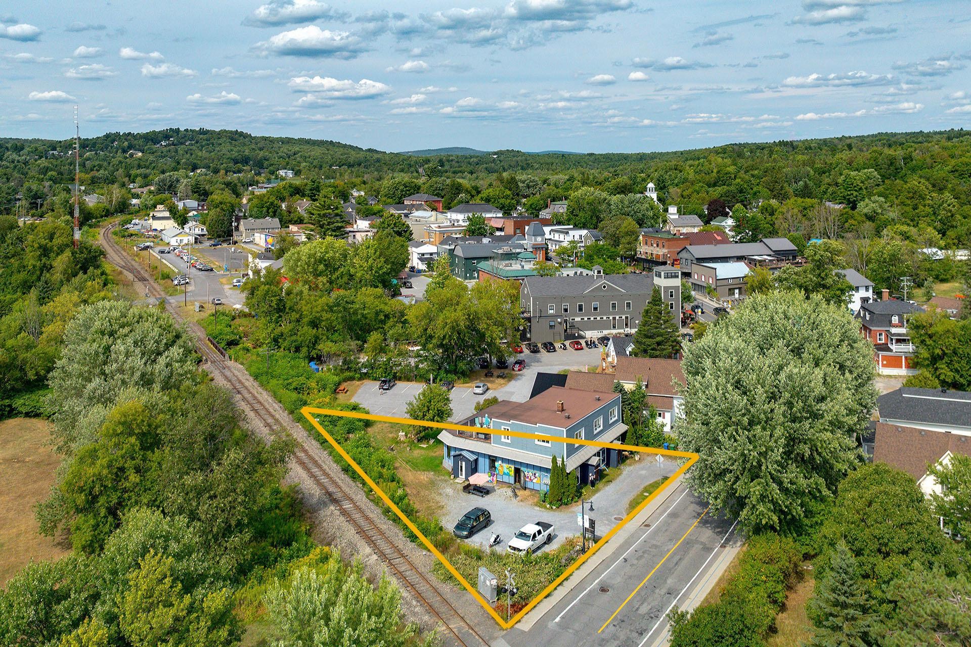 









35Z


Rue Principale S.

,
Sutton,




QC
J0E2K0

