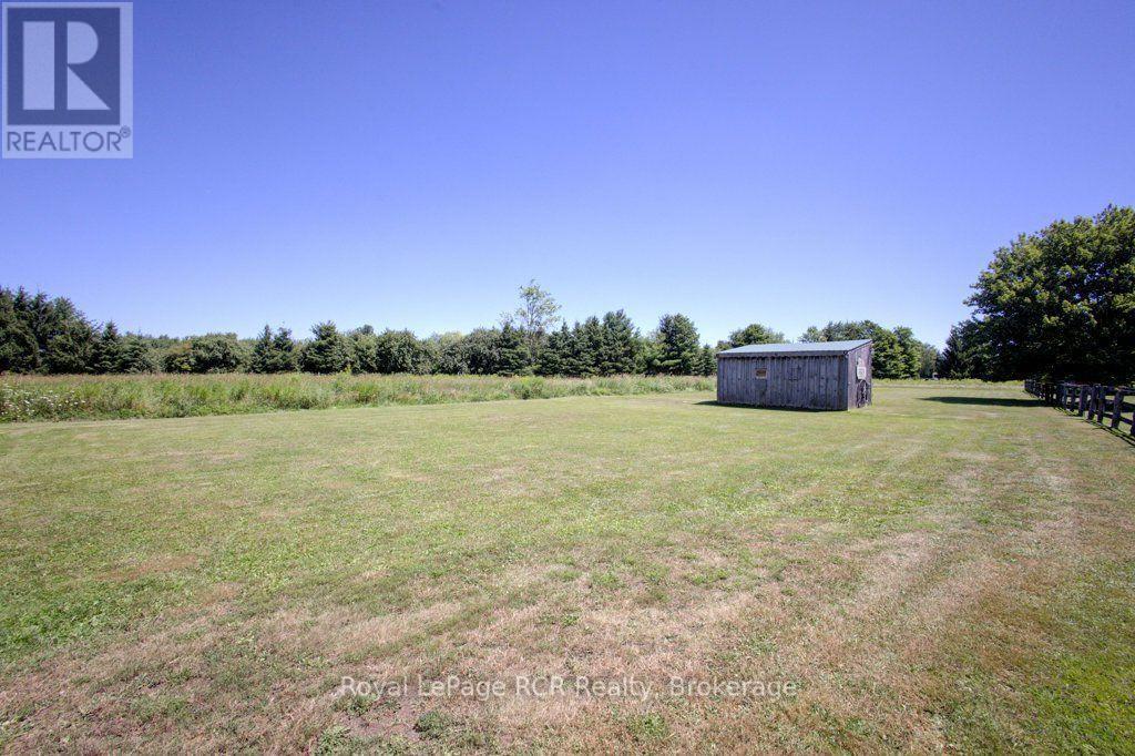 












7195 SIXTEENTH LINE

,
Mapleton,







Ontario
N0G1A0

